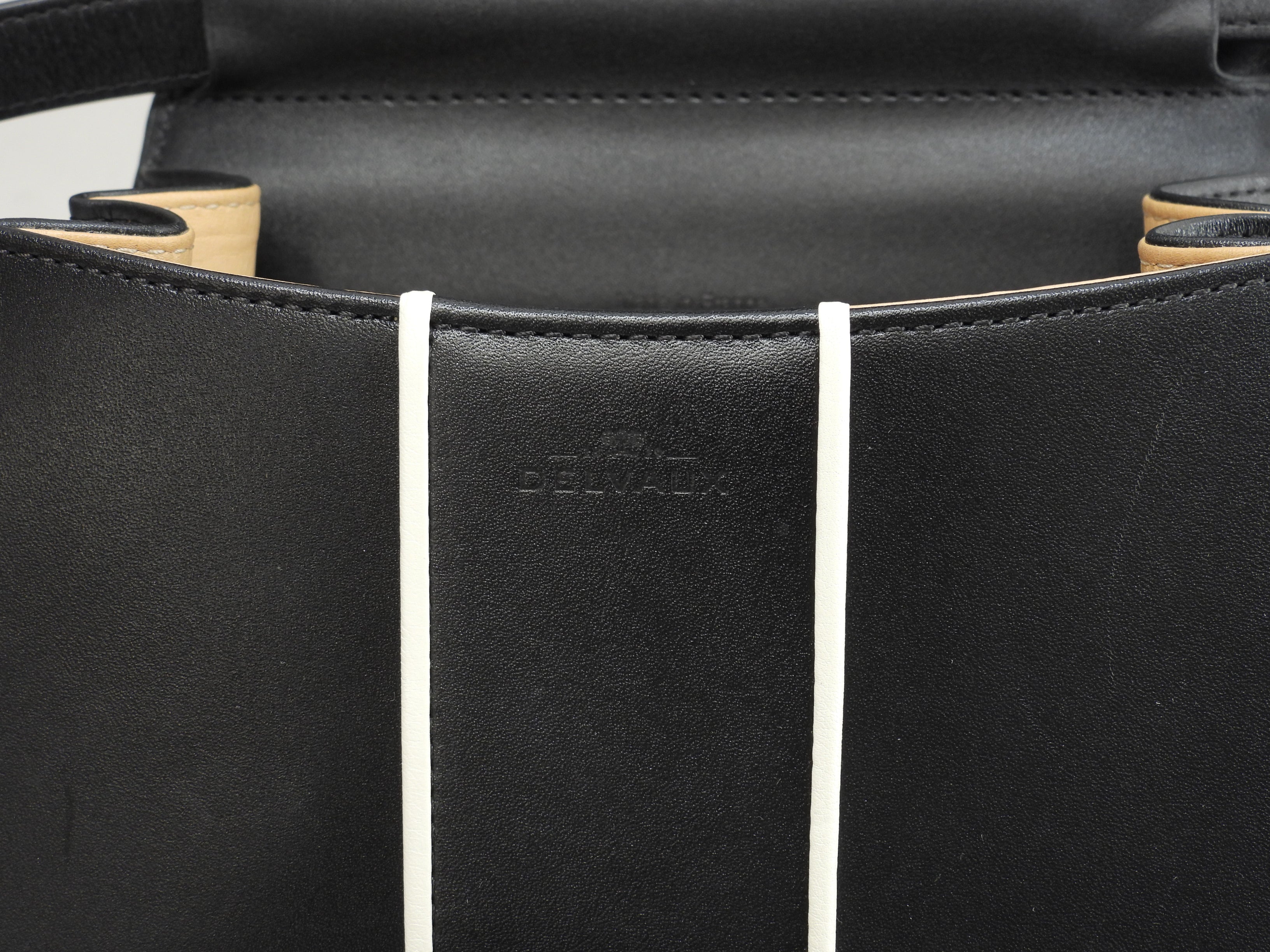 Borsa Delvaux Brillant Mini in pelle, nera e bianca, modello pochette, a tracolla, in ottime condizioni, @ 351