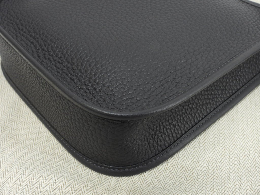 エルメス エヴリンTPM トリヨンクレマンス 紺 ポシェットバッグ ゴールド金具 新品@W 3