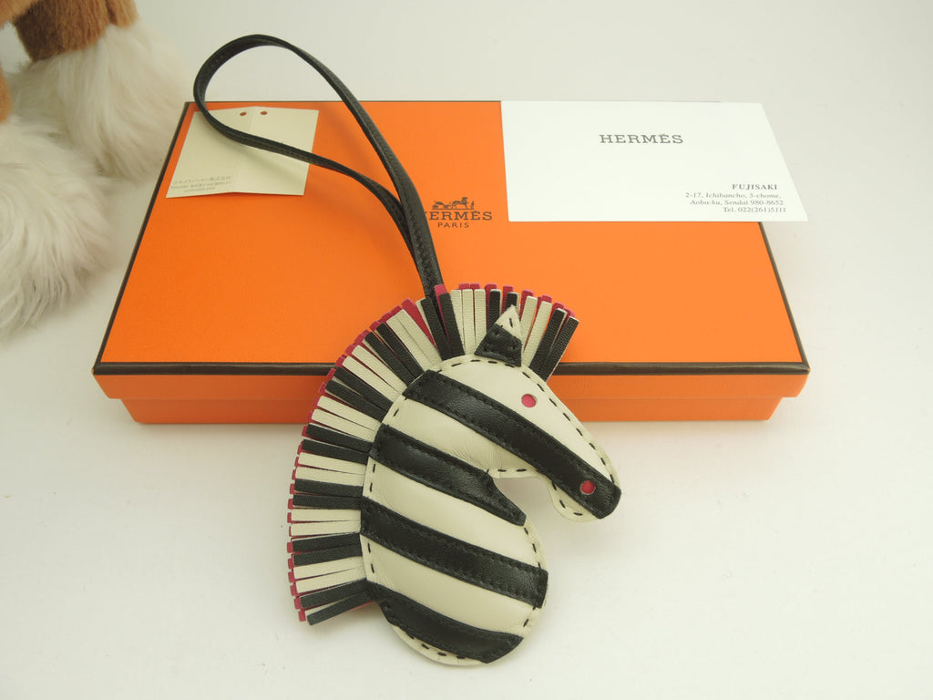 Hermès Gigi Savanna Agneau Milo Nero/Craie Ciondolo per Borsa Nuovo@Z 23