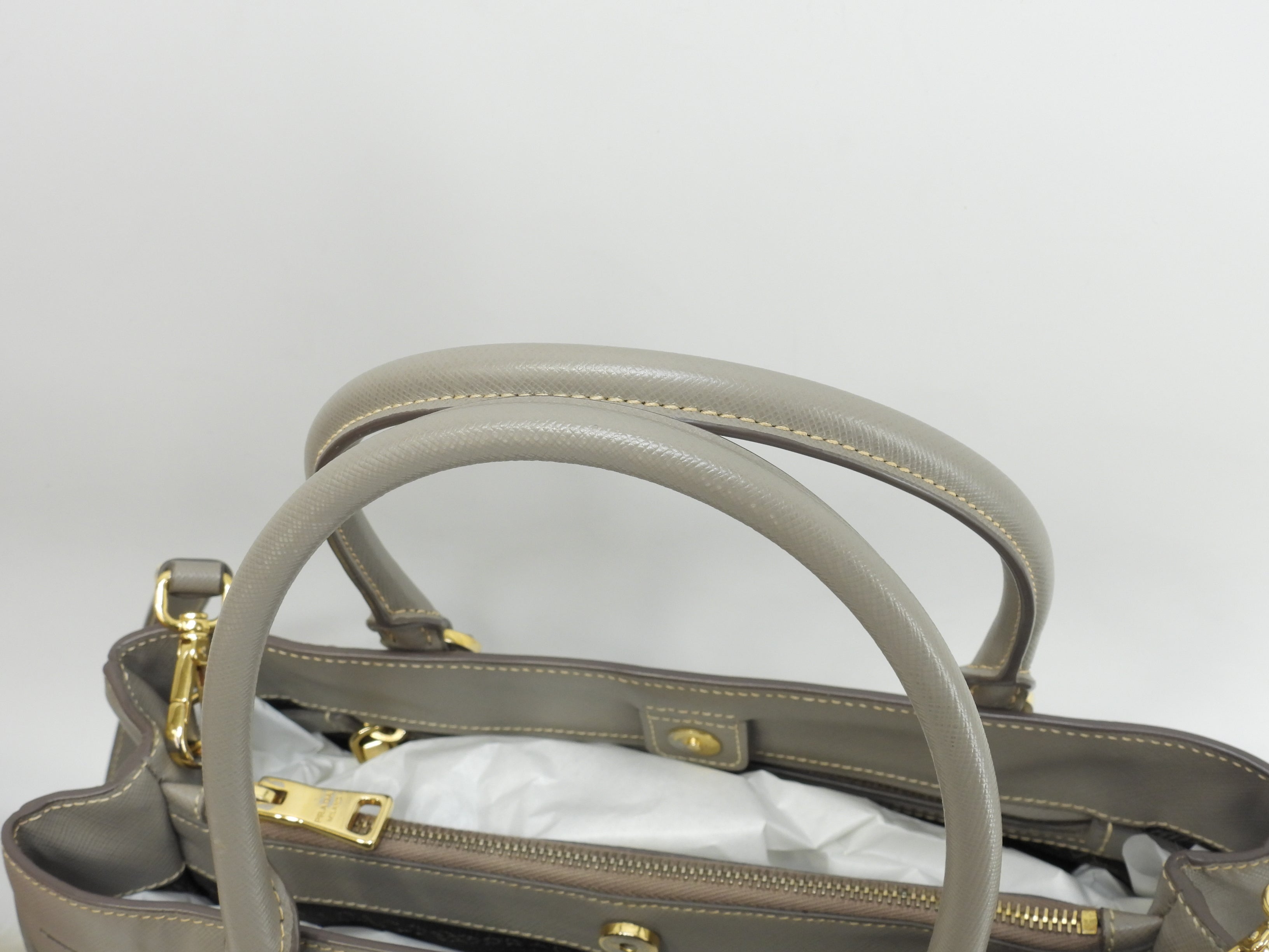 Prada Borsa Tote Galleria MM Saffiano Grigia con Tracolla @58/Q173