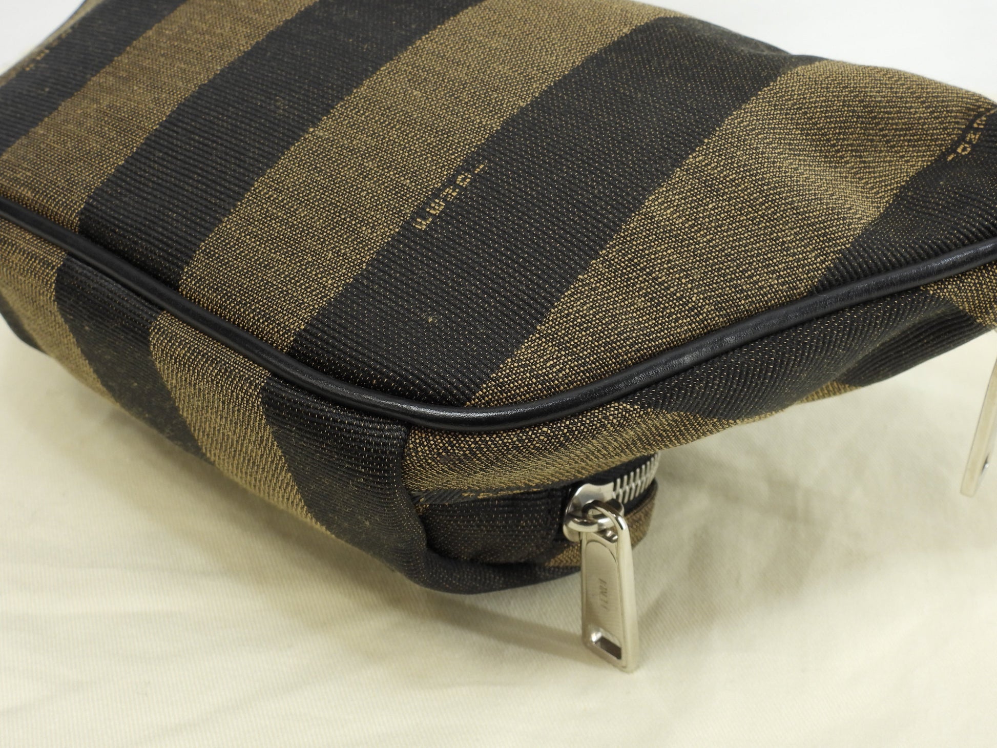 Fendi marsupio piccolo, Pechin in nylon nero e giallo, marsupio, bum bag, condizioni eccellenti @ 2
