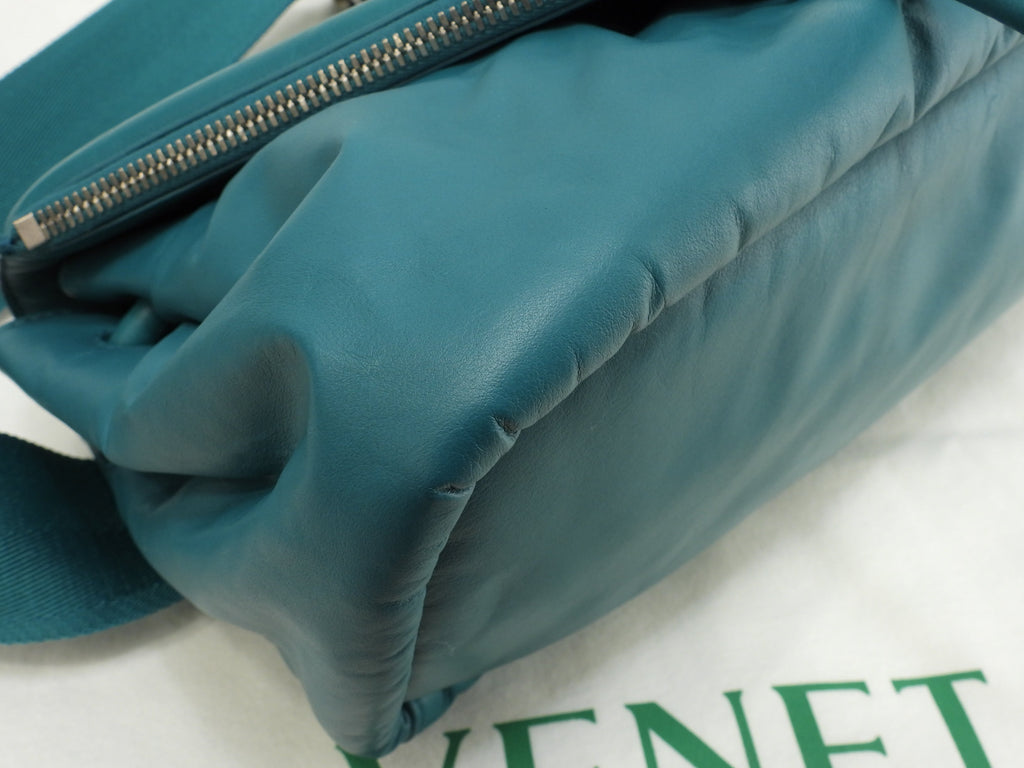 Bottega Veneta marsupio BEEK in pelle media/Mallard, mai usato@P01568044T