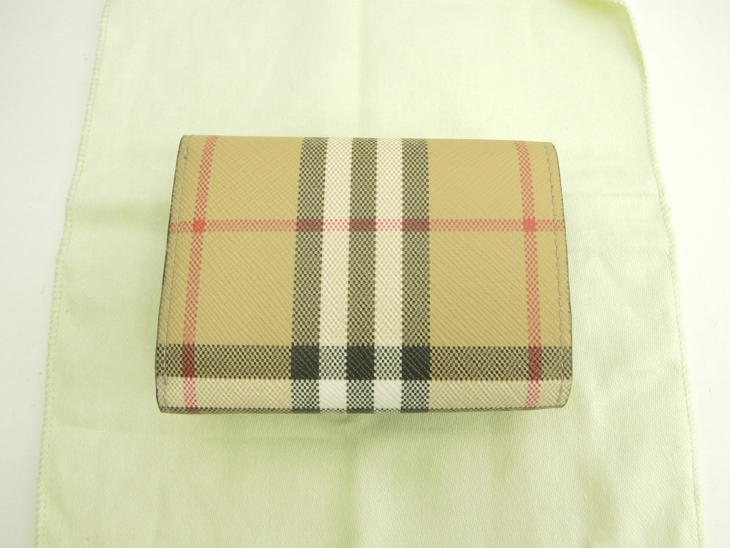 Burberry Mini portafoglio a scacchi in PVC/pelle Portafoglio a 3 ante Piccolo portafoglio Inutilizzato@MDTITSIC70CHI