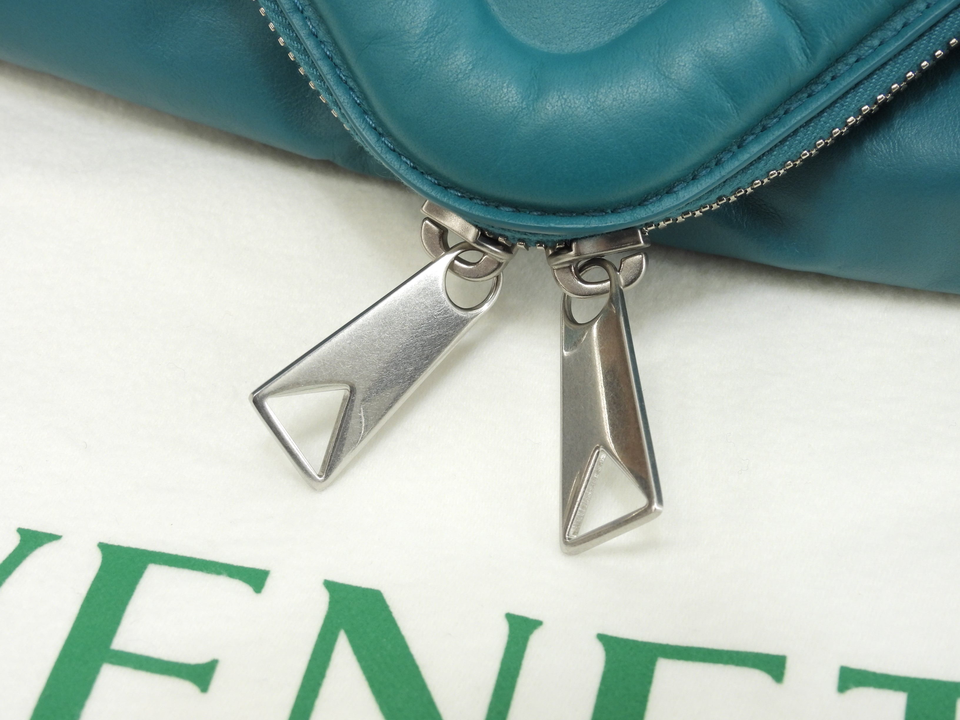 Bottega Veneta marsupio BEEK in pelle media/Mallard, mai usato@P01568044T