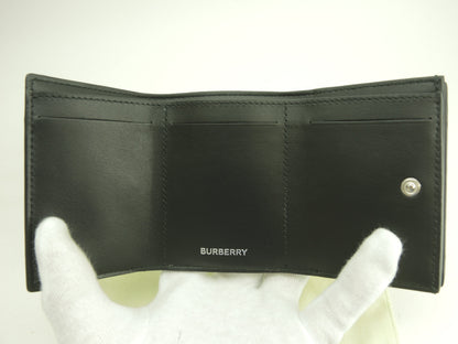 Burberry Mini portafoglio a scacchi in PVC/pelle Portafoglio a 3 ante Piccolo portafoglio Inutilizzato@MDTITSIC70CHI
