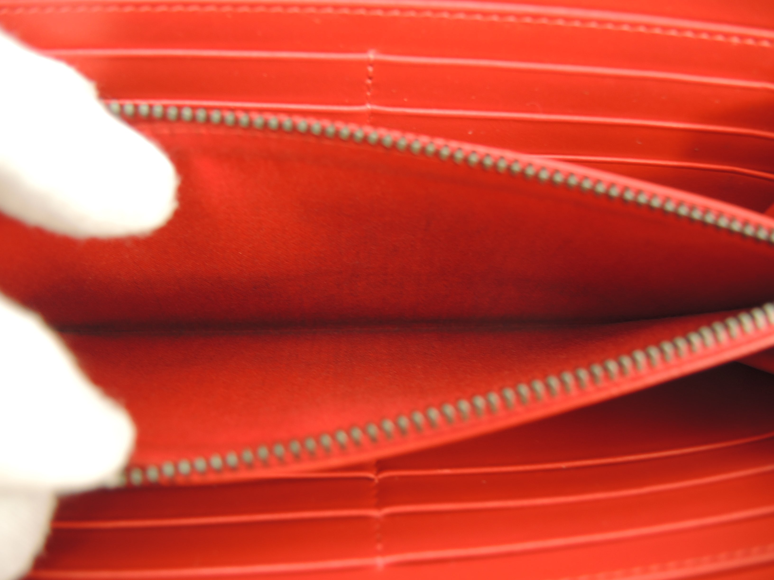 Christian Louboutin portafoglio lungo con zip e borchie, pelle grigia@ 65