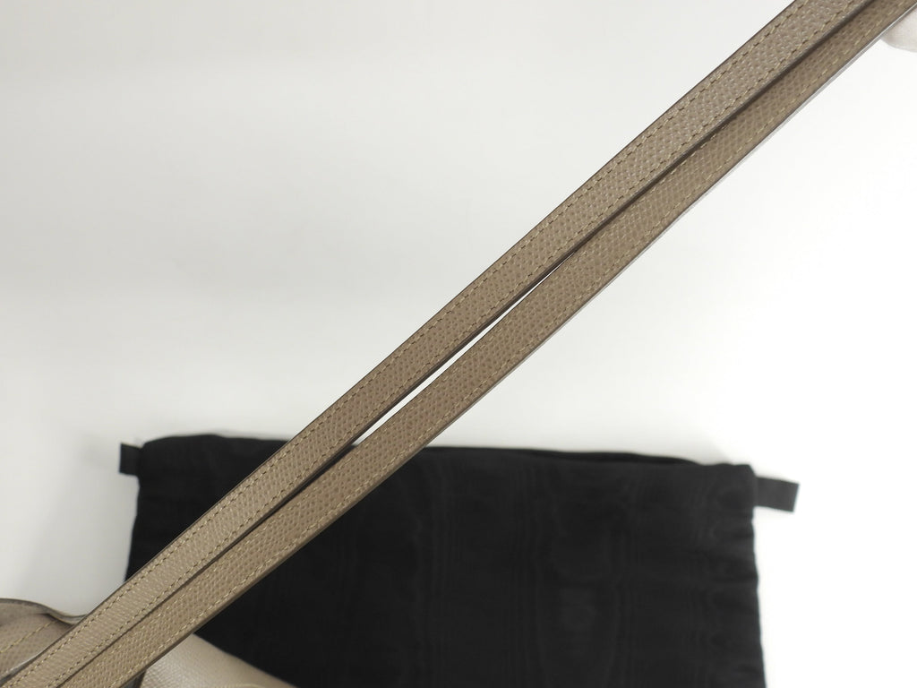 CELINE Cabas Small Vertical Borsa a mano in pelle grigia con tracolla Pochette @W-CU-8210