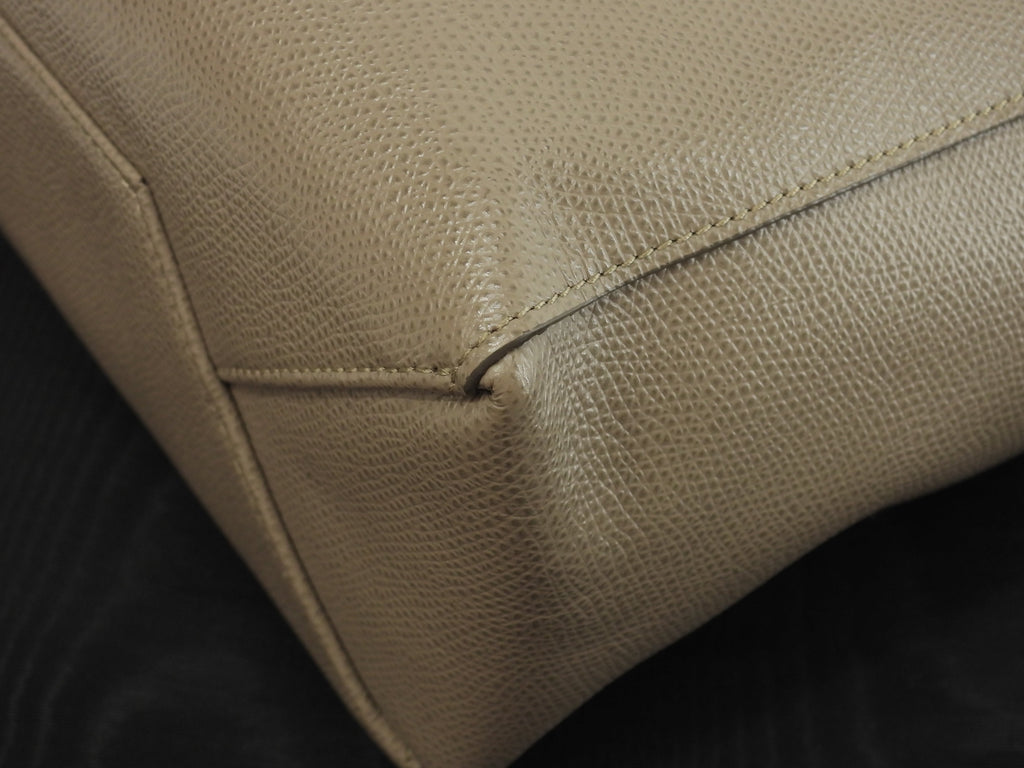 CELINE Cabas Small Vertical Borsa a mano in pelle grigia con tracolla Pochette @W-CU-8210