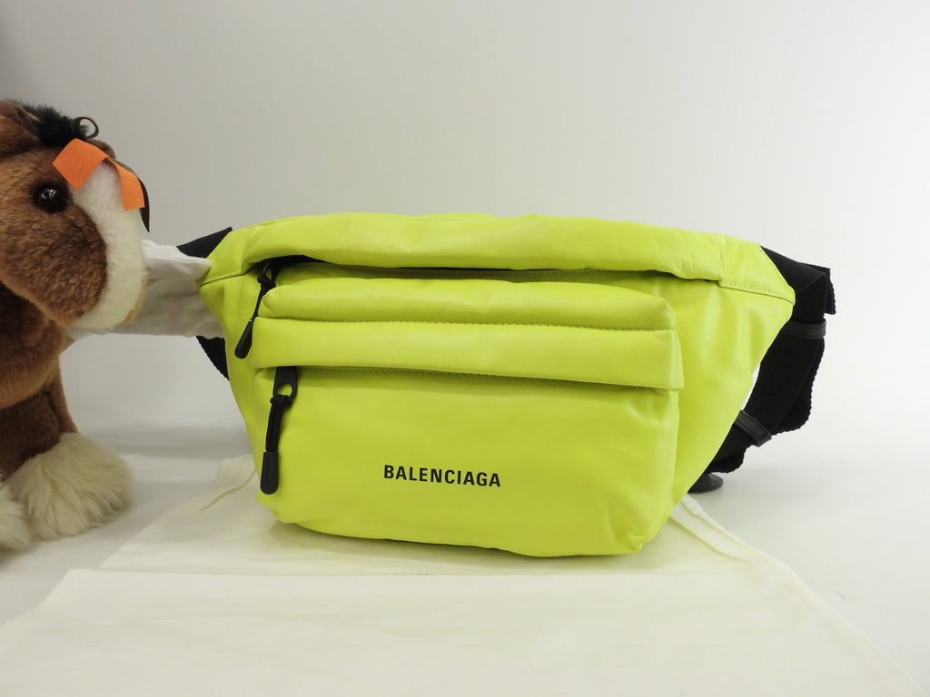 Balenciaga Borsa a cintura grande Every Day in pelle fluorescente gialla, borsa a tracolla @ 39