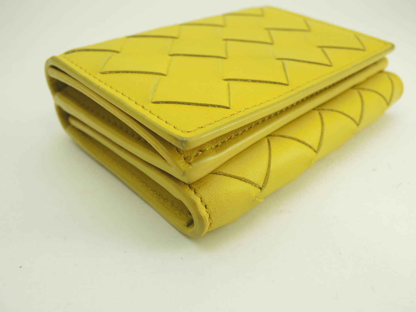 Bottega Veneta Mini Portafoglio, interno Intrecciato, Pelle Gialla, Portafoglio Compatto @P01444702Q