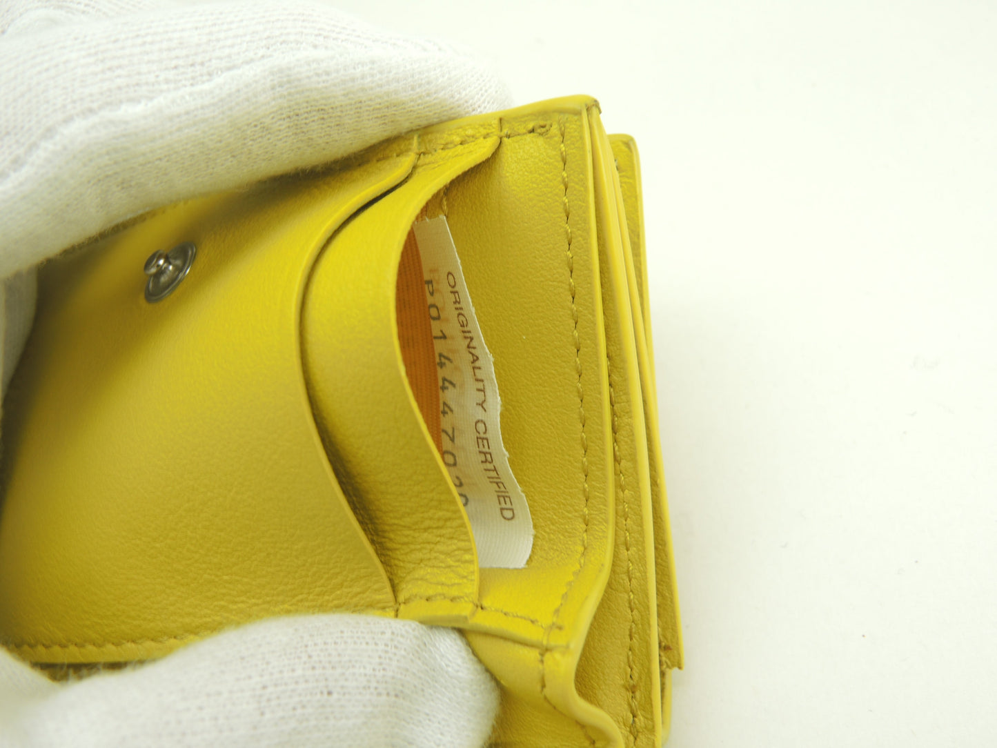 Bottega Veneta Mini Portafoglio, interno Intrecciato, Pelle Gialla, Portafoglio Compatto @P01444702Q