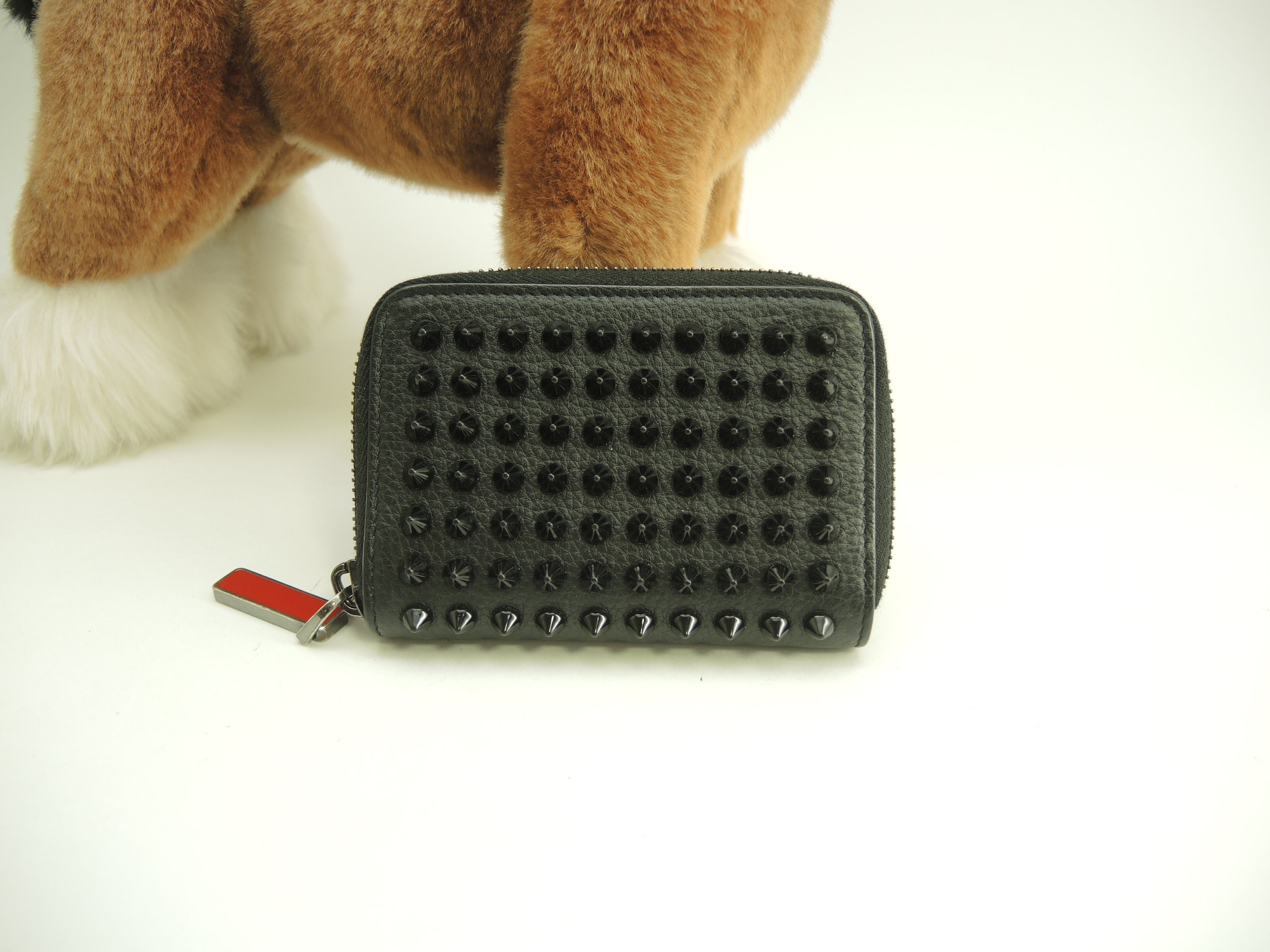 Christian Louboutin portamonete Panettone borchie in pelle nera usato @ 1