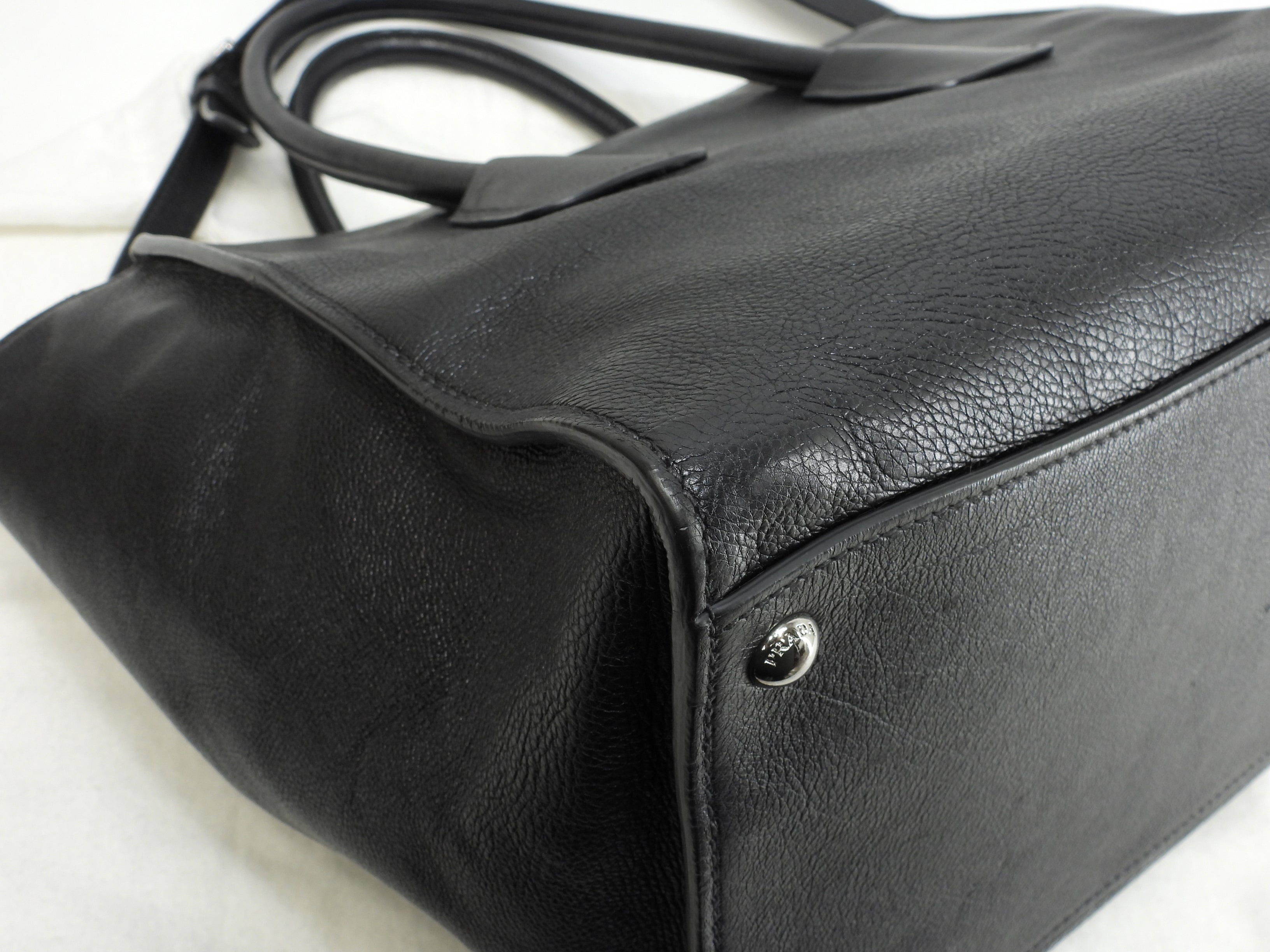 Borsa a mano Prada in pelle nera, con tracolla, tote bag, borsa a tracolla @1657/R