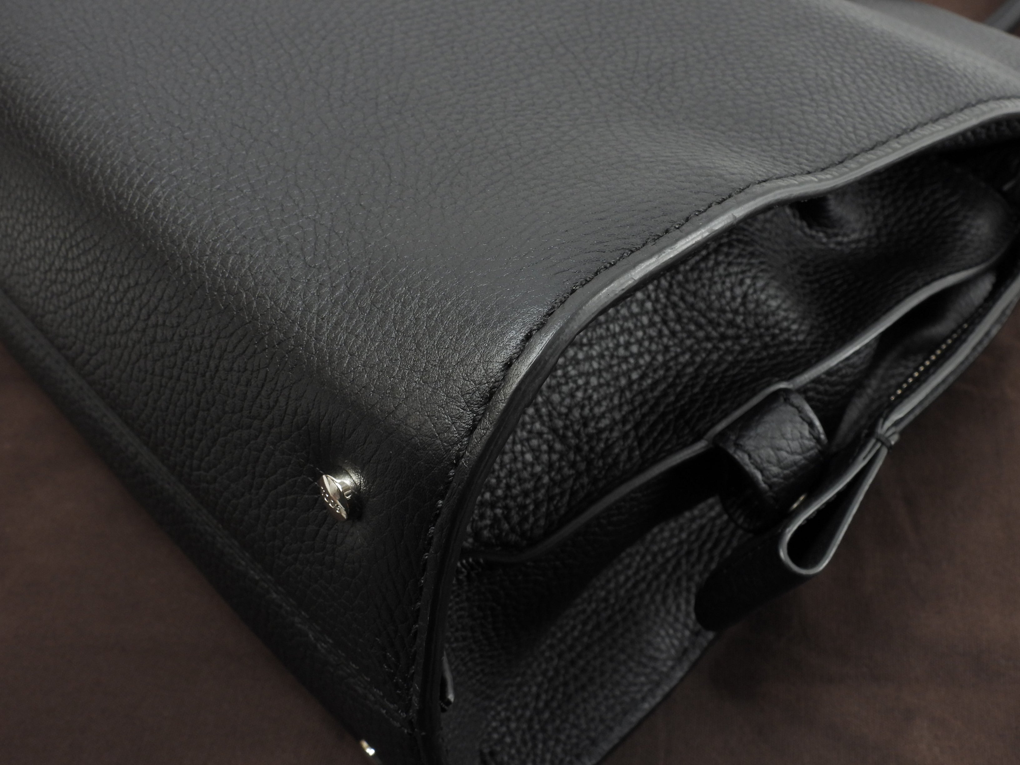 Tods borsa tote media in pelle stampata nera, borsa a tracolla e a mano, come nuova@ 96