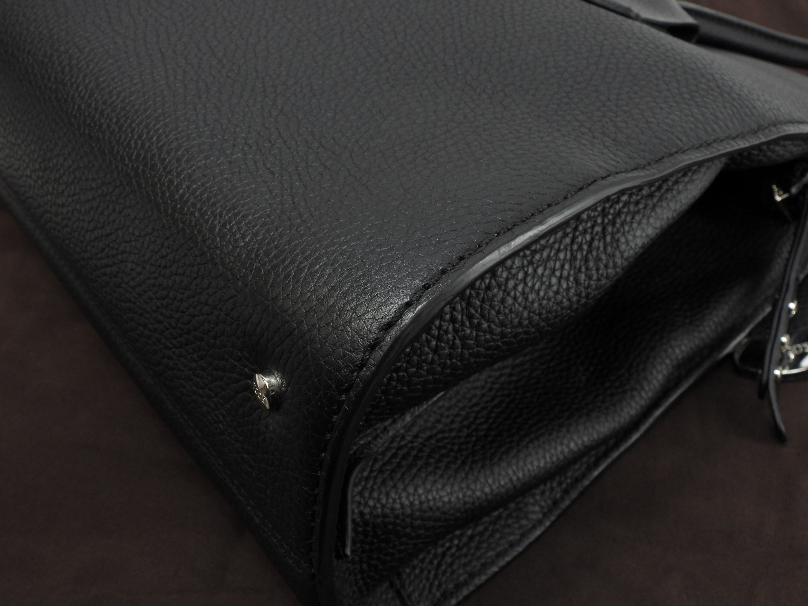 Tods borsa tote media in pelle stampata nera, borsa a tracolla e a mano, come nuova@ 96