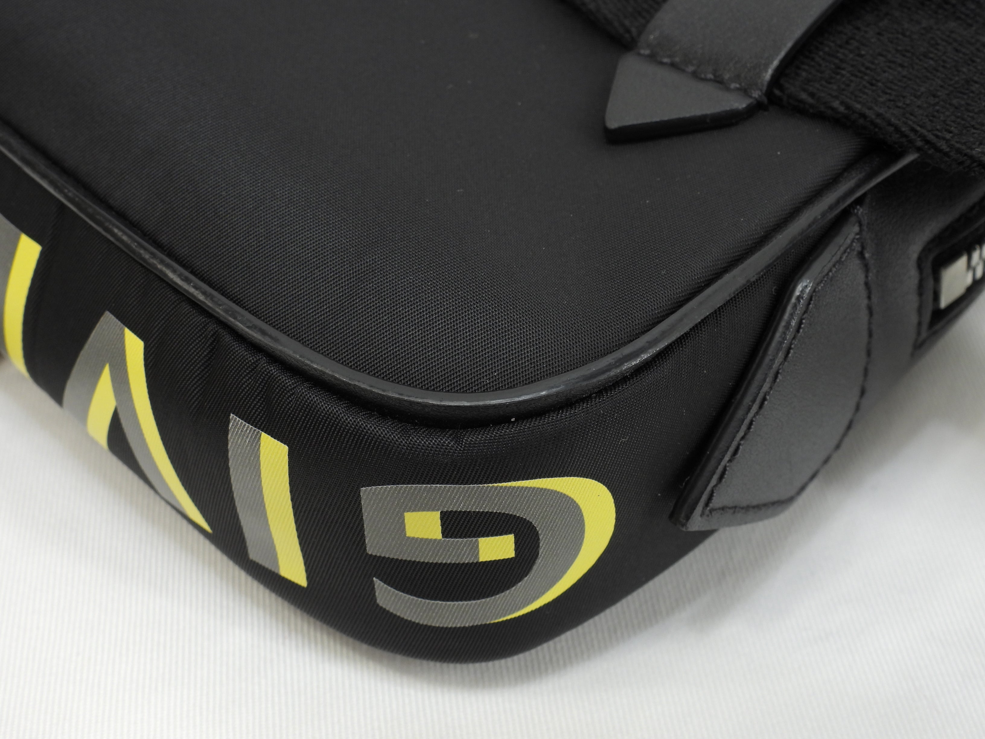 GIVENCHY marsupio in nylon/pelle nero e giallo, borsa a tracolla, cintura, borsa in vita, come nuova @MPC0219