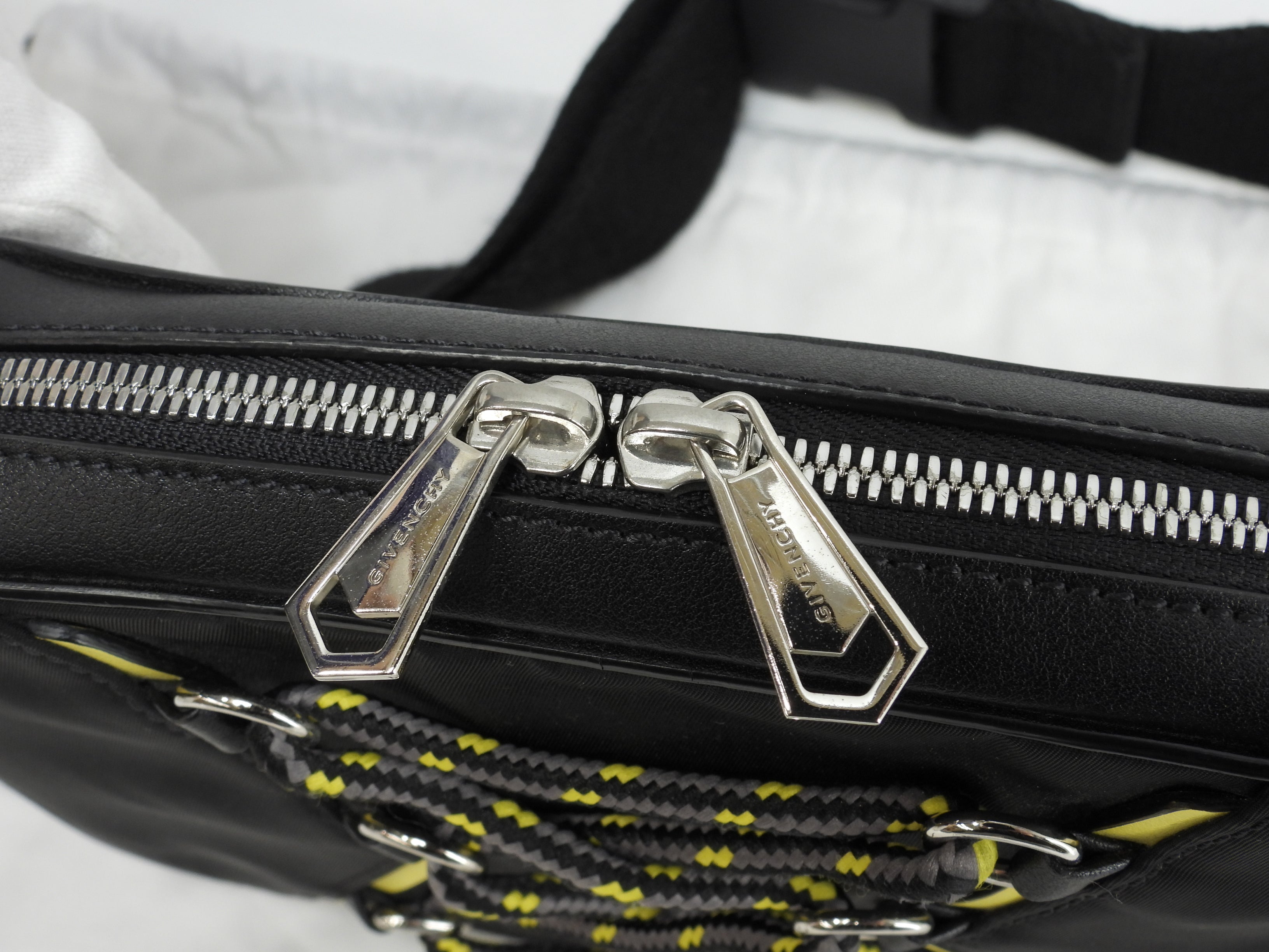 GIVENCHY marsupio in nylon/pelle nero e giallo, borsa a tracolla, cintura, borsa in vita, come nuova @MPC0219