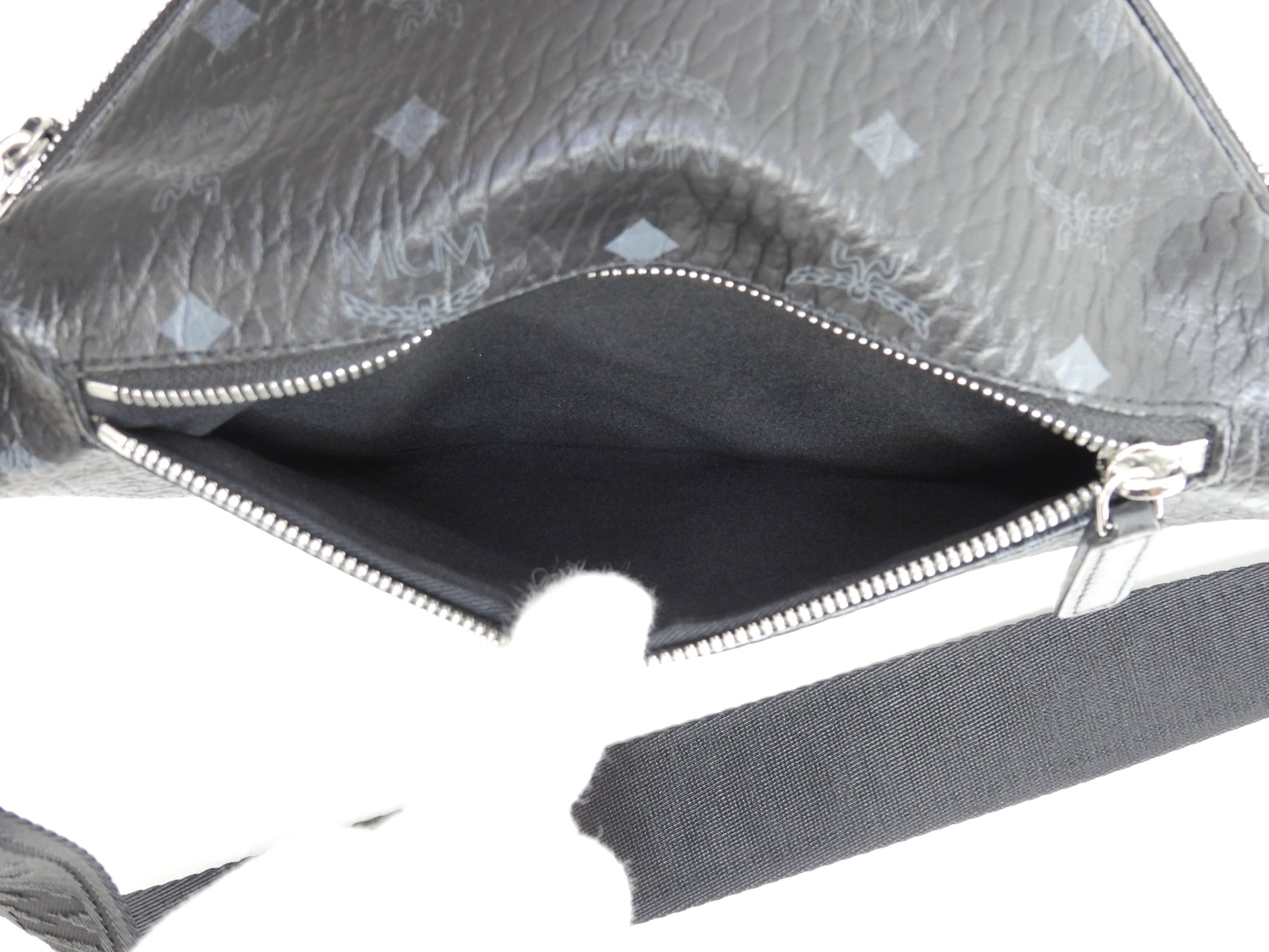 MCM ベルトバッグ PVC革 シグネチャ黒 クロスボディバッグ バムバッグ 美品@ 2