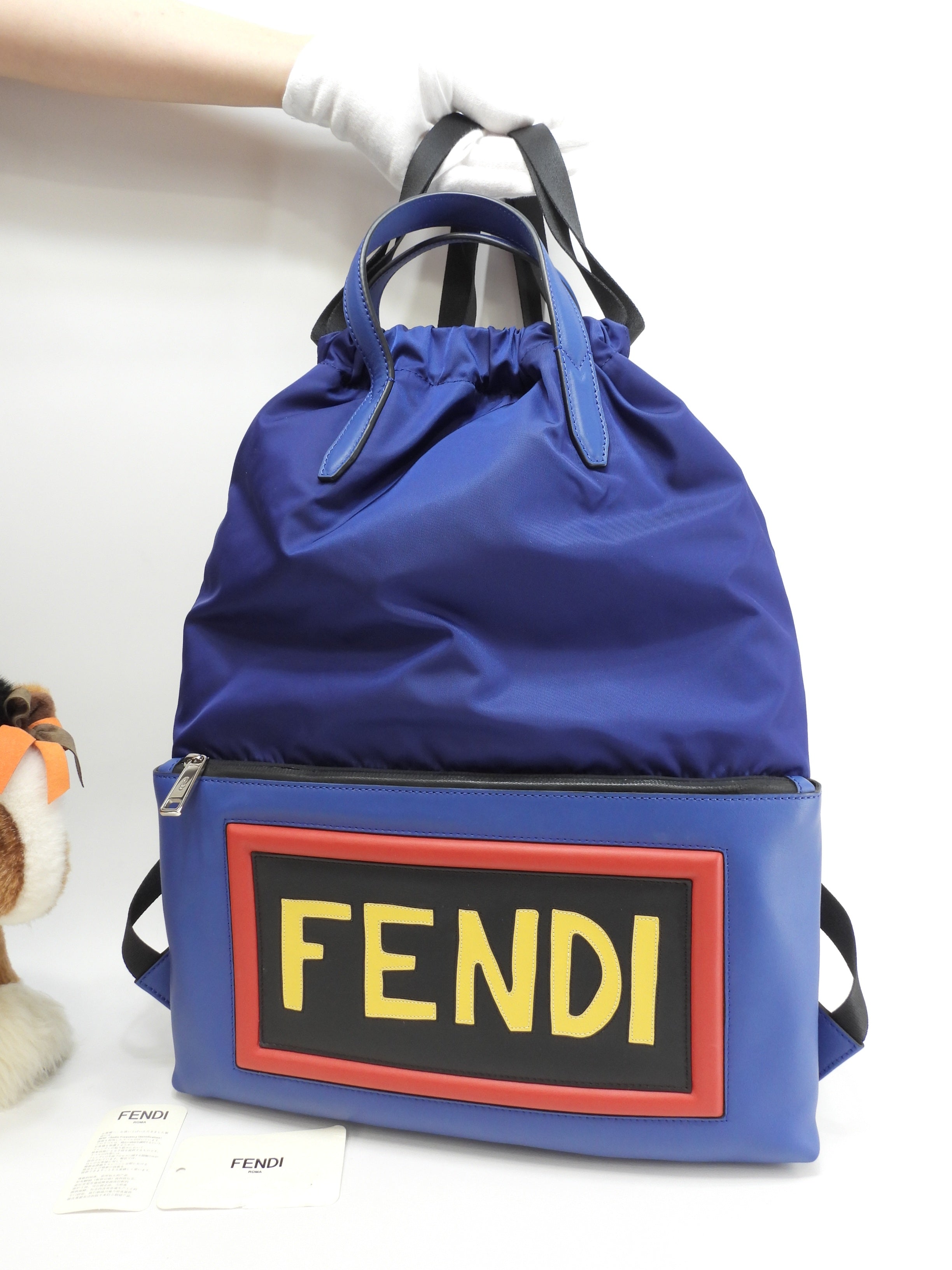 Fendi Sling Zaino "Vocabulary" in nylon blu Borsa a tracolla come nuova @ 1