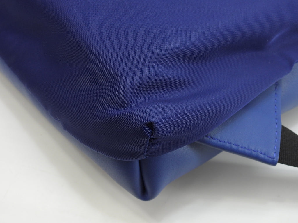 Fendi Sling Zaino "Vocabulary" in nylon blu Borsa a tracolla come nuova @ 1