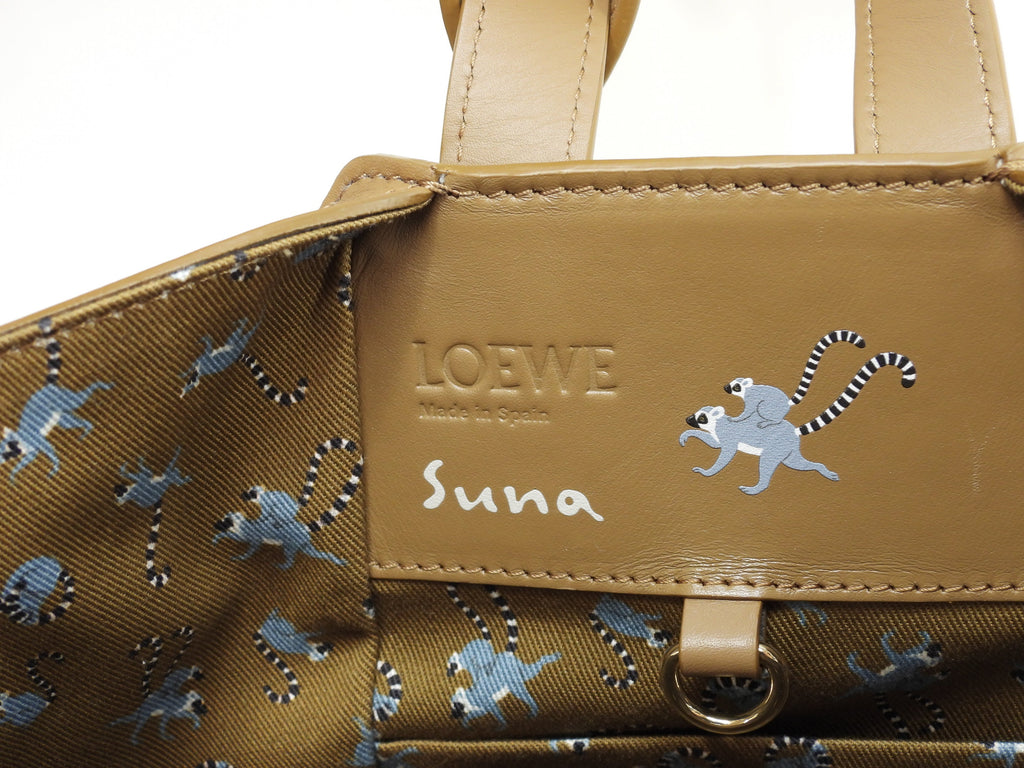 Loewe Hammock Compact borsa Suna Fujita collaborazione pelle marrone borsa a mano borsa a tracolla scimmia@012339
