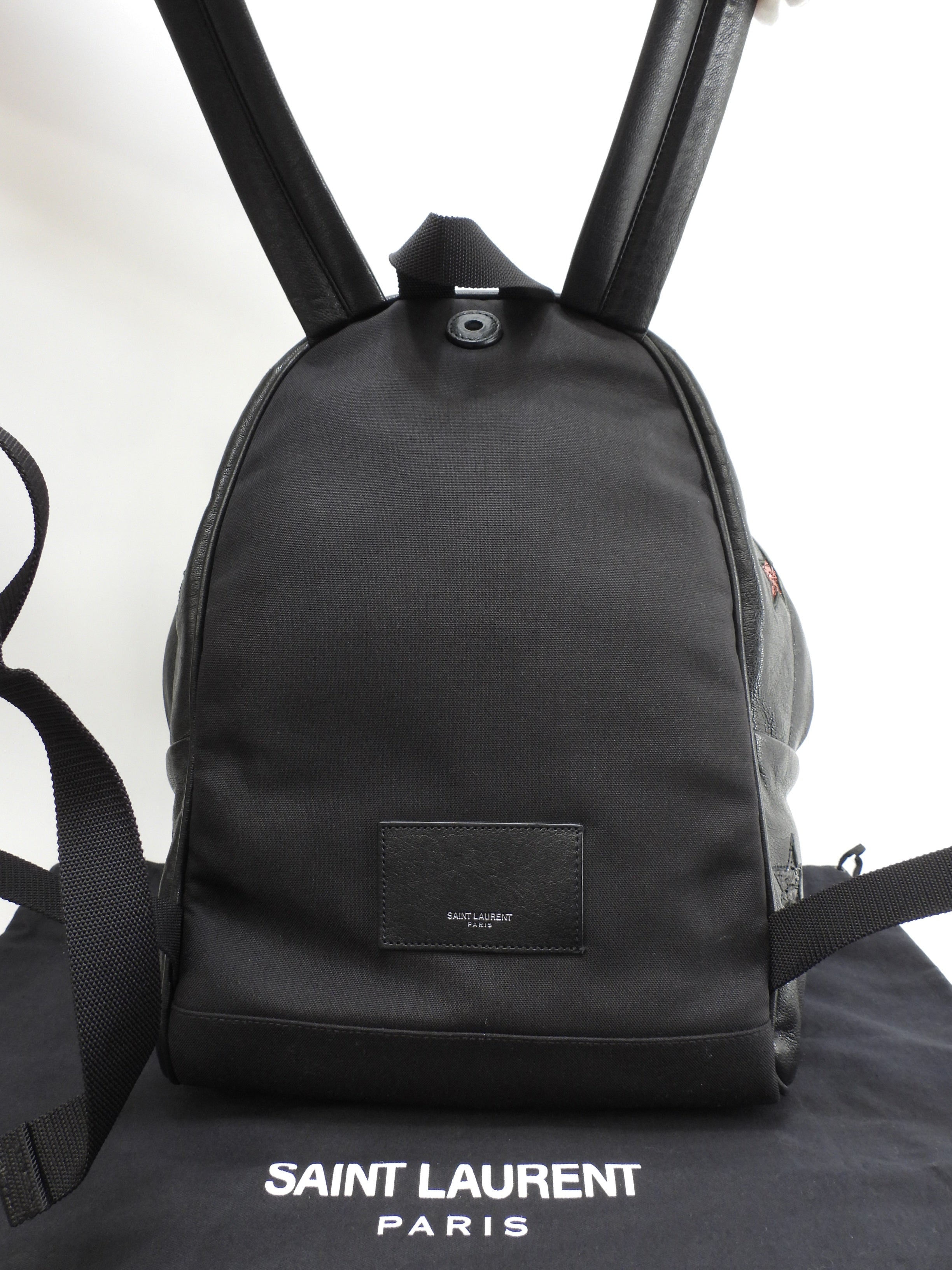 Zaino Saint Laurent City YSL in pelle glitterata con stelle, nero, usato ma in ottime condizioni @LY454319-1016