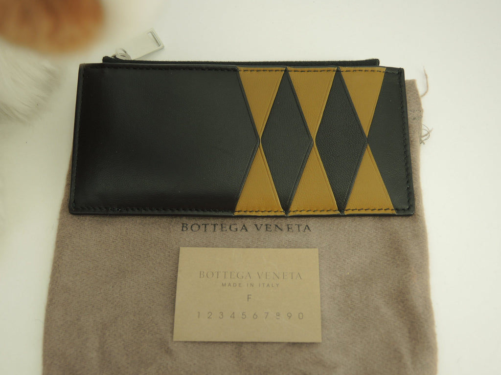 Bottega Veneta, portamonete con scomparti per carte di credito, in pelle, nero/marrone, usato ma in ottime condizioni @S02082027G