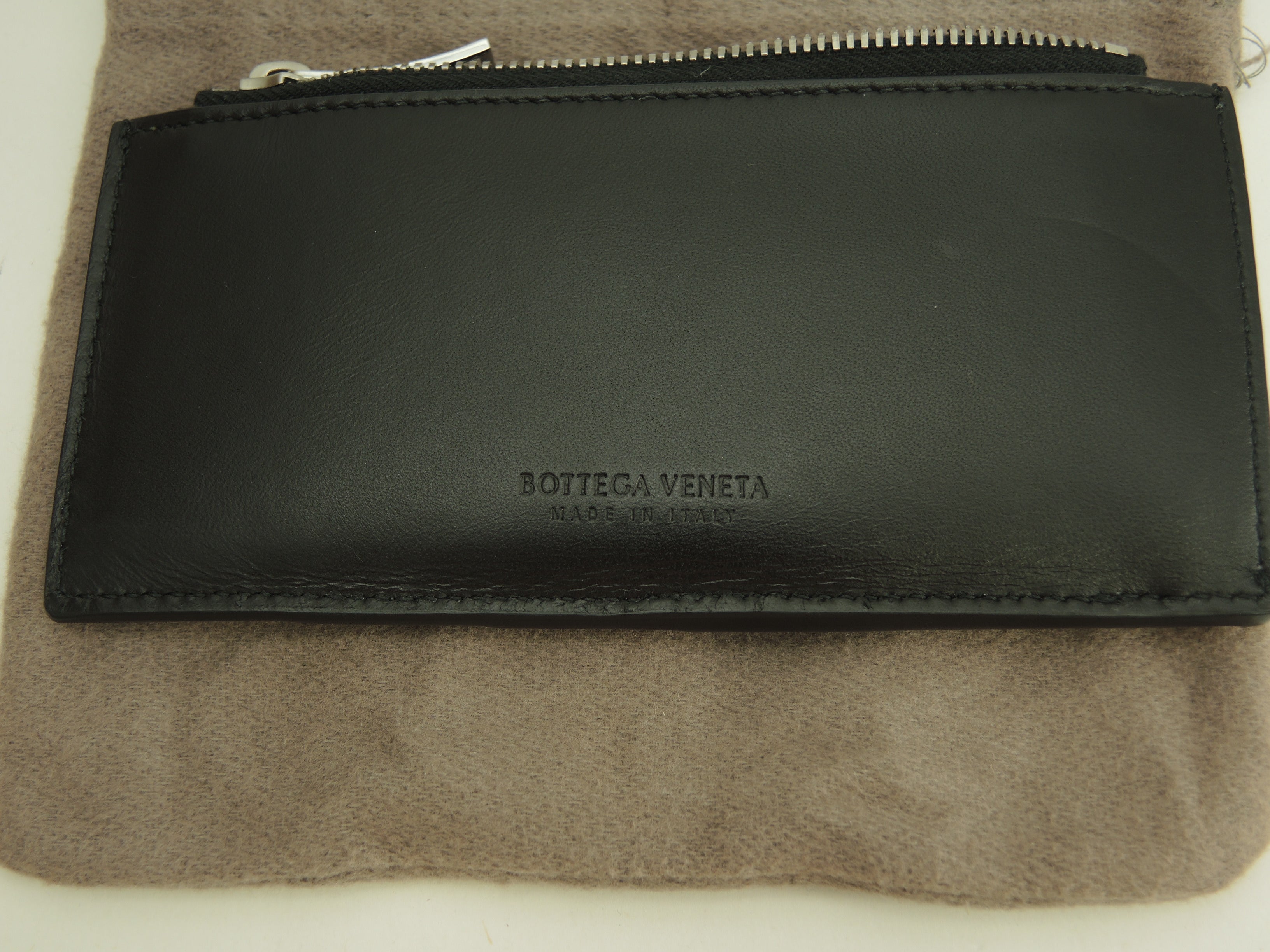 Bottega Veneta, portamonete con scomparti per carte di credito, in pelle, nero/marrone, usato ma in ottime condizioni @S02082027G