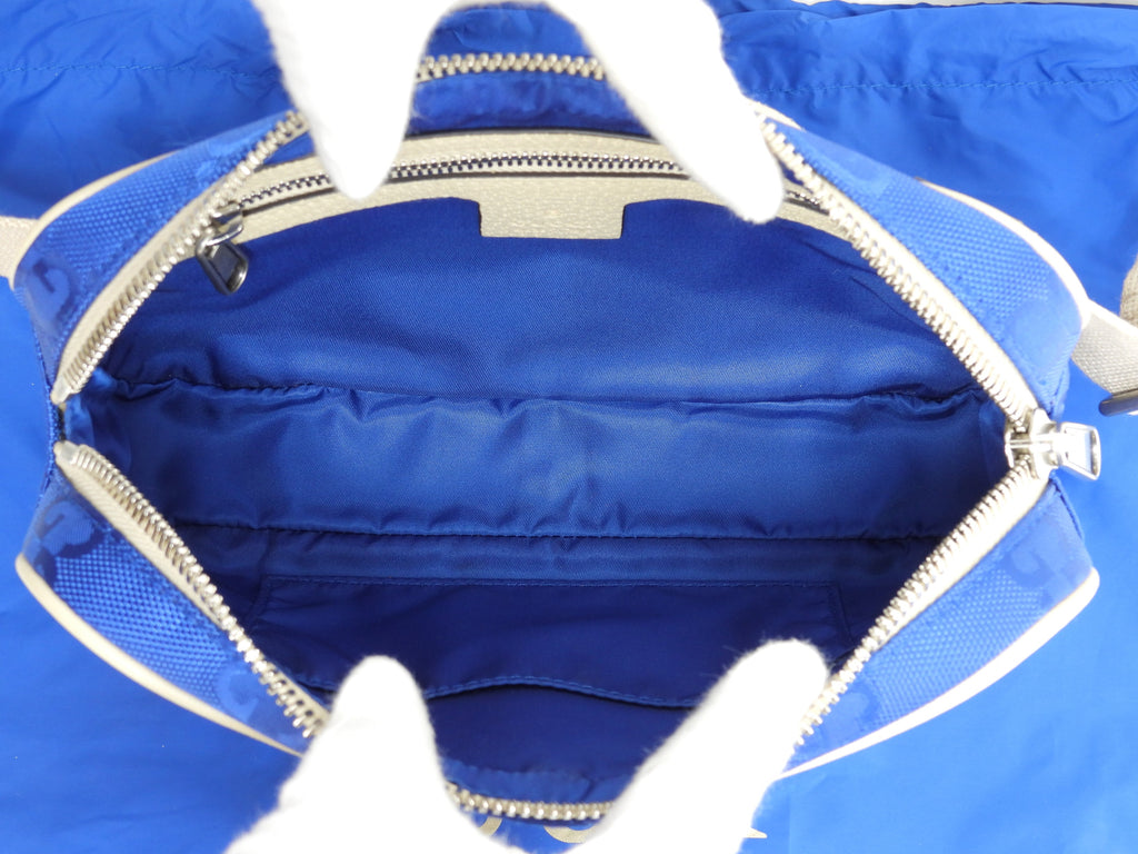 Gucci Marsupio in nylon e pelle GG blu crema, borsa a tracolla, borsa a vita, condizioni eccellenti@ 24