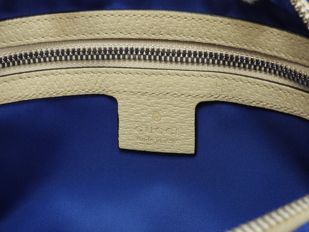 Gucci Marsupio in nylon e pelle GG blu crema, borsa a tracolla, borsa a vita, condizioni eccellenti@ 24