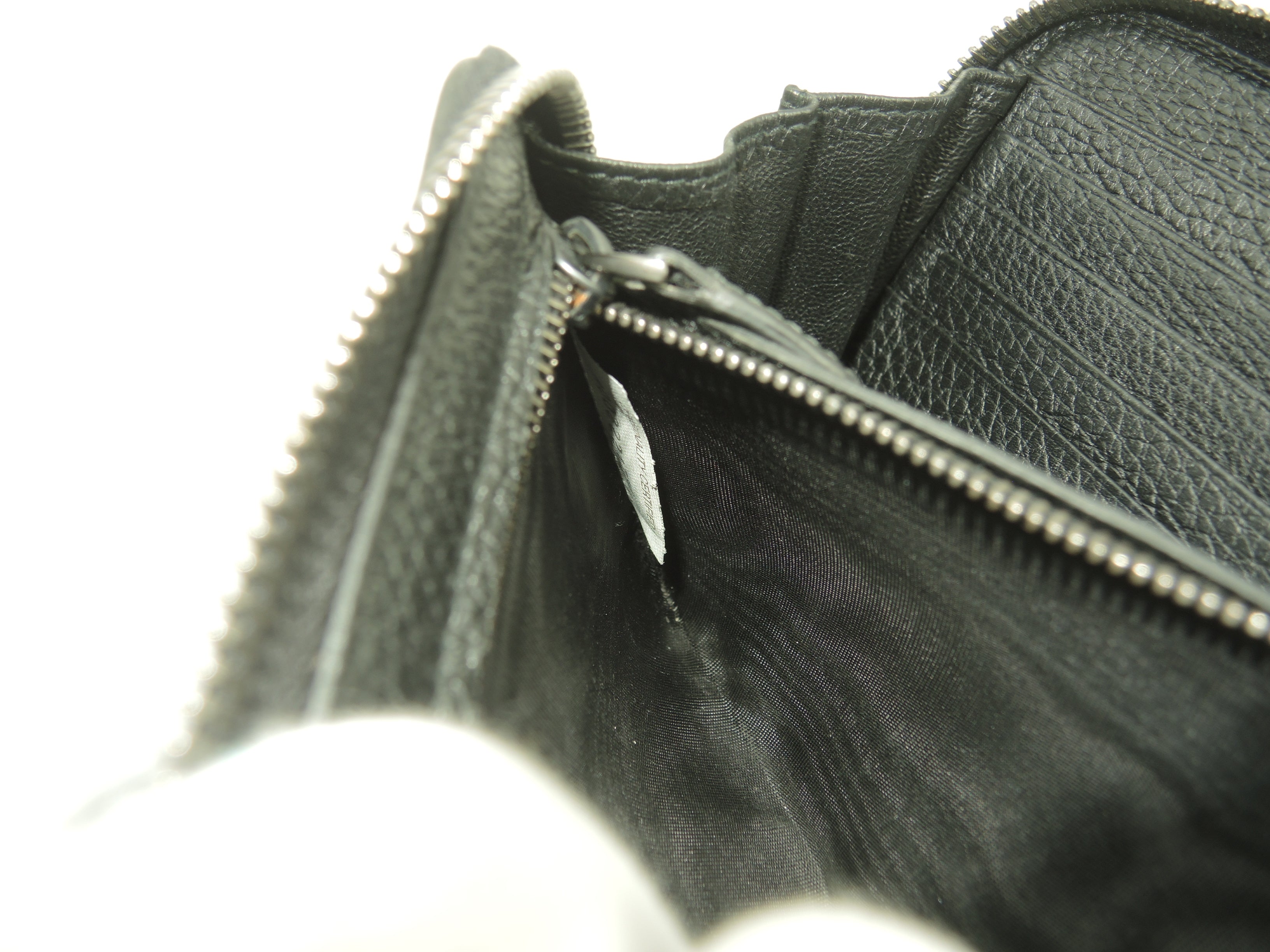 Bottega Veneta, portafoglio lungo grande in pelle Intrecciato nero, portafoglio con cerniera, ottime condizioni @P00222173B