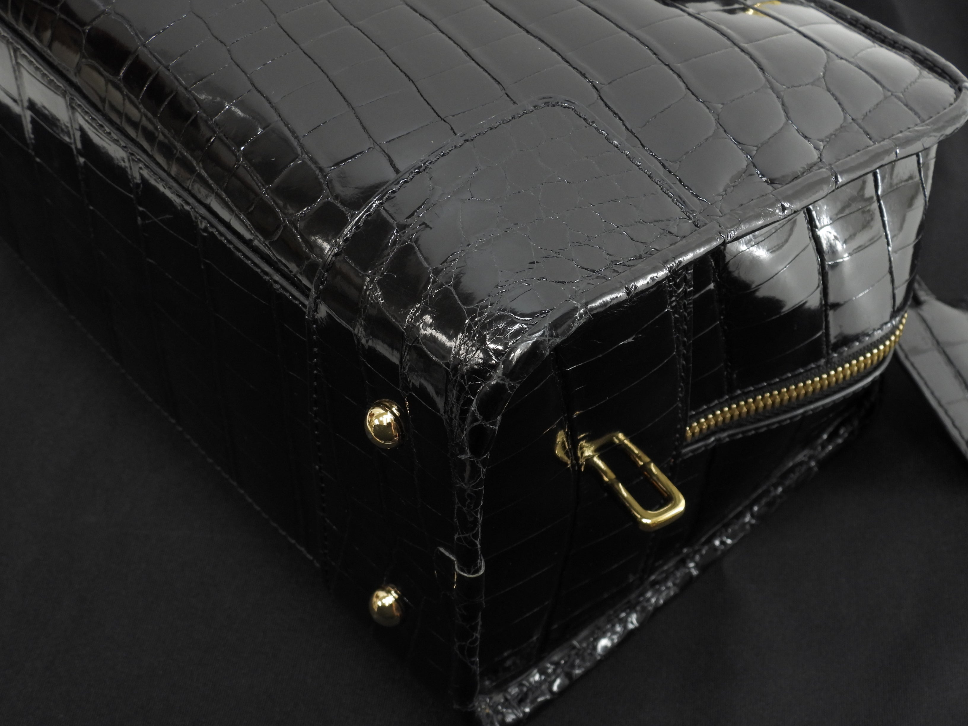 Loewe Amazona 28 Coccodrillo Nero Borsa a mano Hardware dorato Ottime condizioni@111160