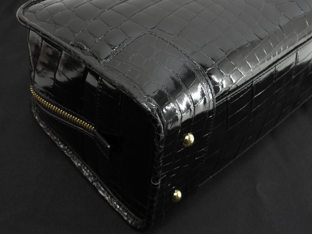 Loewe Amazona 28 Coccodrillo Nero Borsa a mano Hardware dorato Ottime condizioni@111160