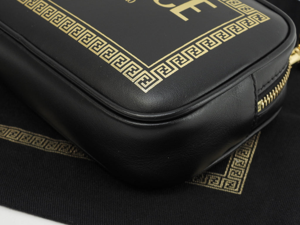 Fendi x Versace Pochette Fendace Pelle Nera Borsa a Tracolla Inutilizzata @ 1