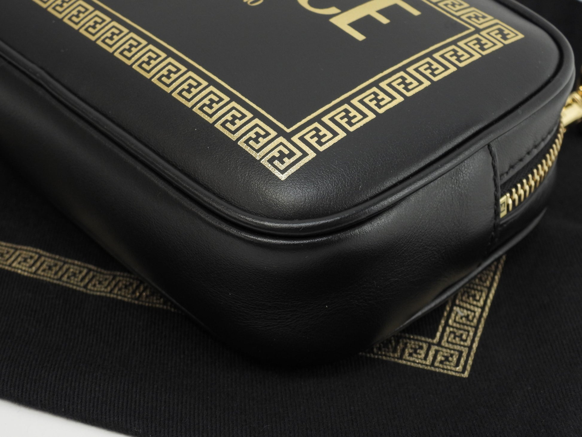Fendi x Versace Pochette Fendace Pelle Nera Borsa a Tracolla Inutilizzata @ 1