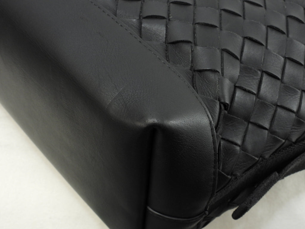 Bottega Veneta tote bag squadrata in pelle nera Intrecciato da uomo, in ottime condizioni @P01613349S