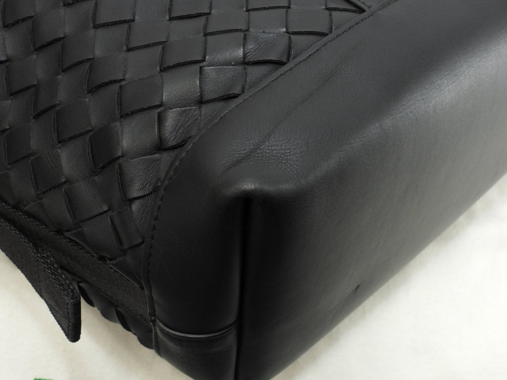 Bottega Veneta tote bag squadrata in pelle nera Intrecciato da uomo, in ottime condizioni @P01613349S