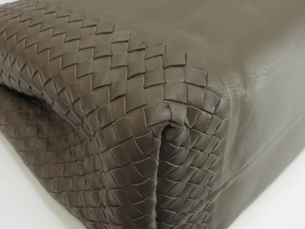 Borsa tote Bottega Veneta Intrecciato in pelle grigia, borsa a mano, ottime condizioni @B06224470R