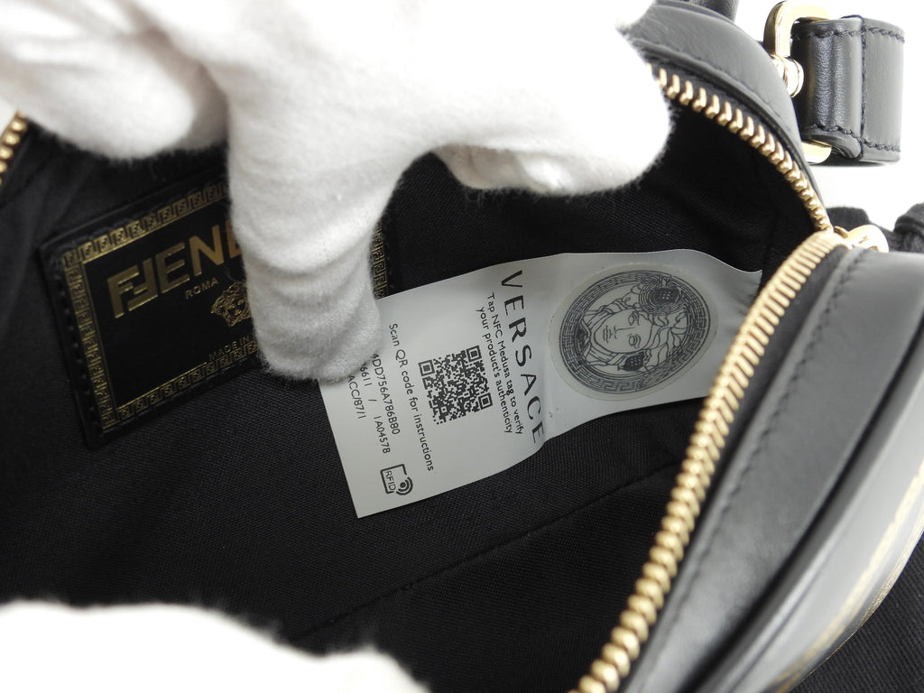 Fendi x Versace Pochette Fendace Pelle Nera Borsa a Tracolla Inutilizzata @ 1