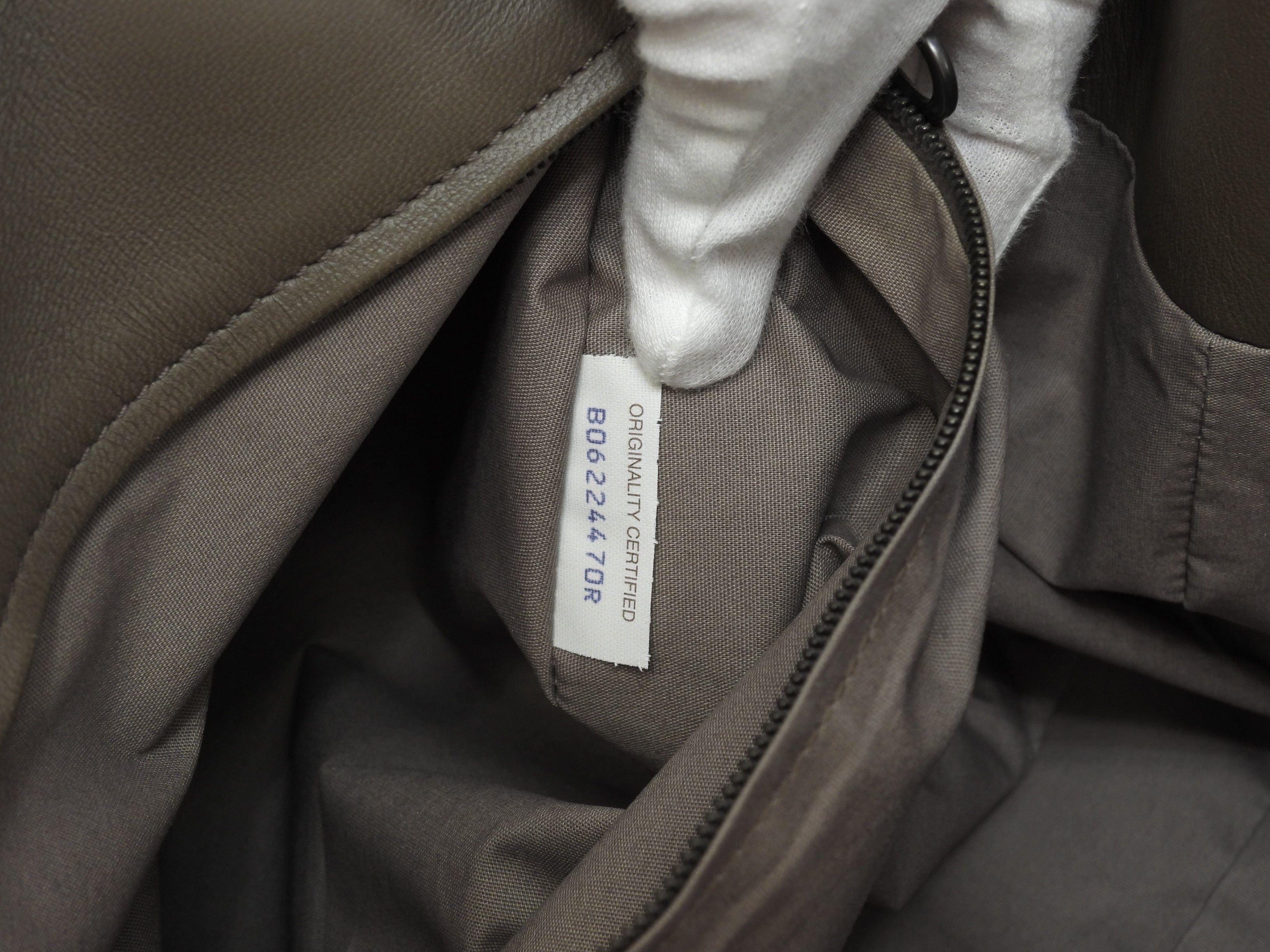 Borsa tote Bottega Veneta Intrecciato in pelle grigia, borsa a mano, ottime condizioni @B06224470R