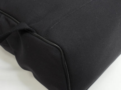 Zaino Saint Laurent con stelle in nylon e pelle nera, borsa a tracolla, in ottime condizioni @ 3