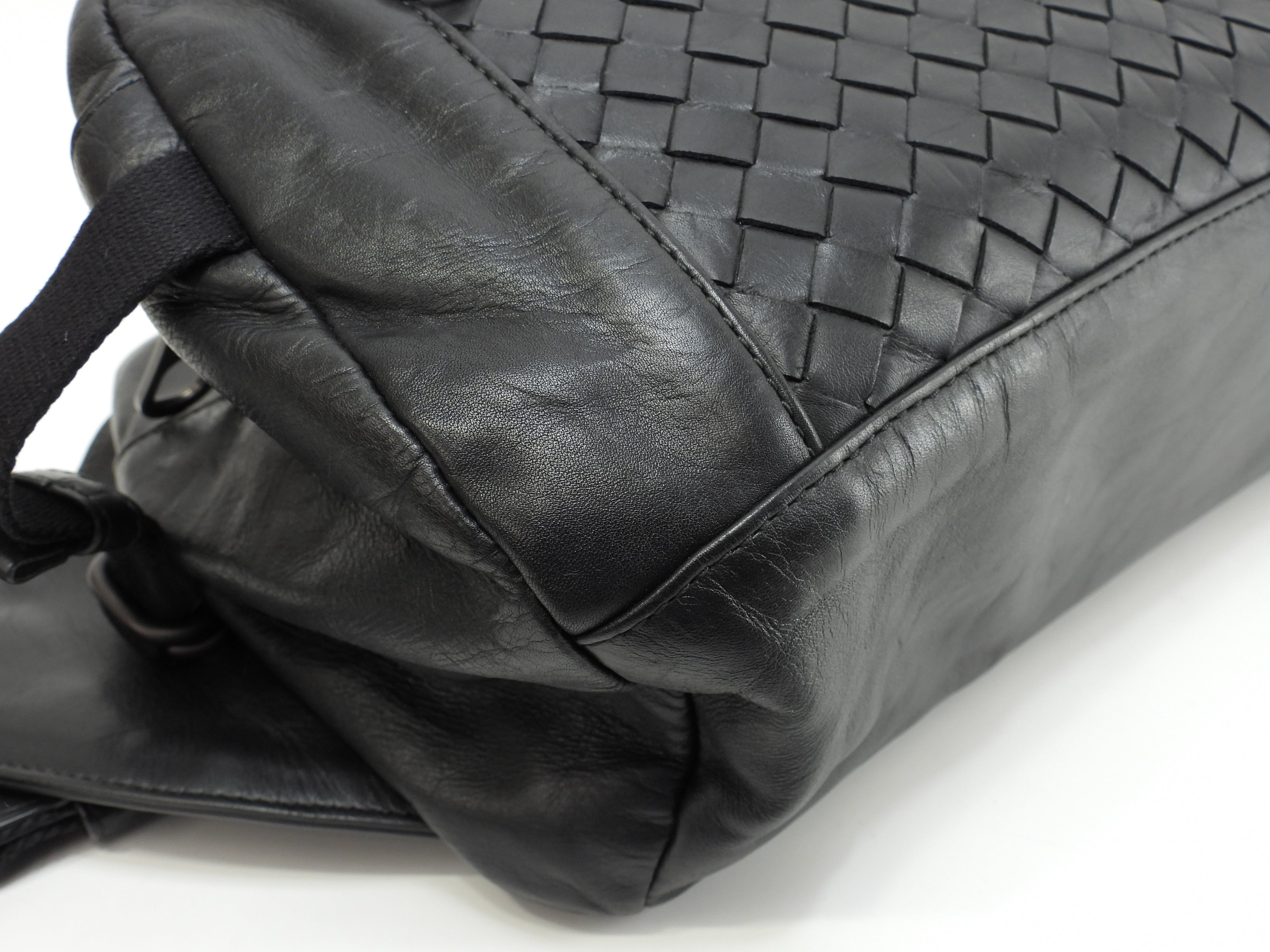 Bottega Veneta marsupio medio in pelle Intrecciato nero marsupio a tracolla @B03656004Q