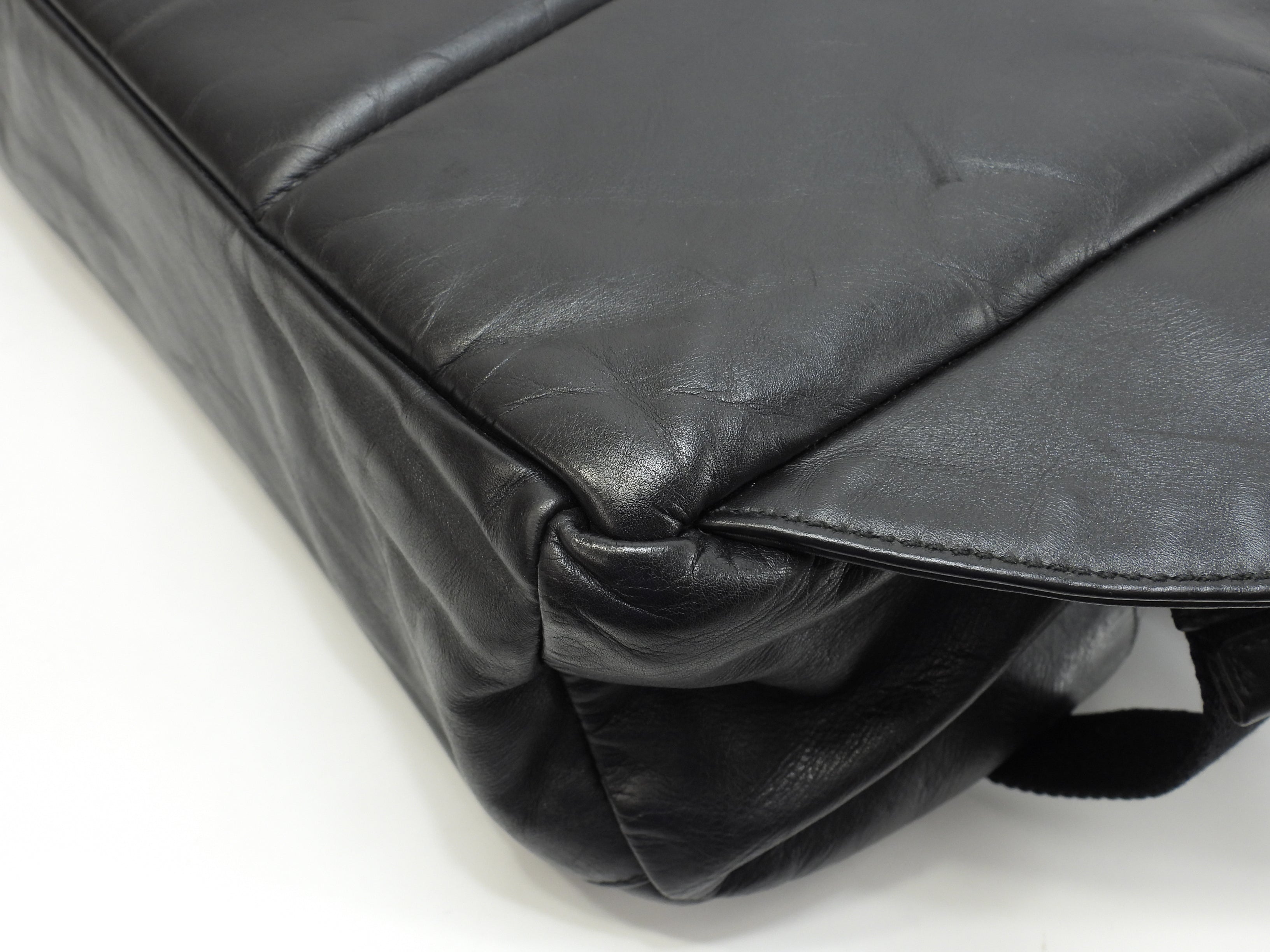 Bottega Veneta marsupio medio in pelle Intrecciato nero marsupio a tracolla @B03656004Q