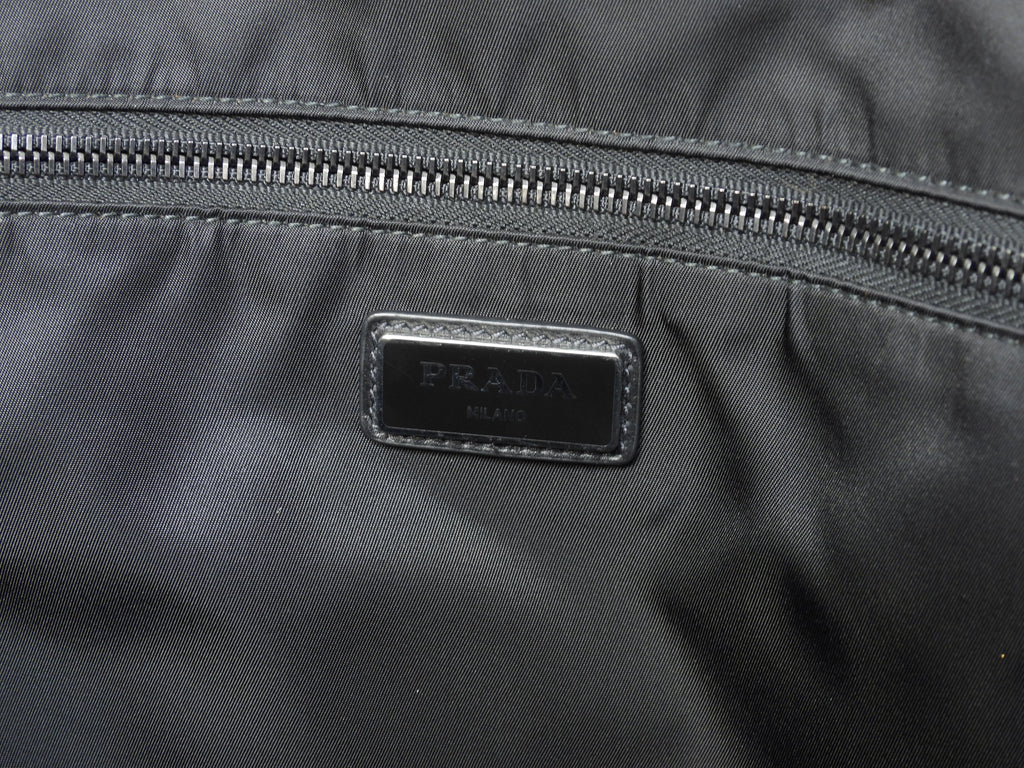 Prada borsa tote grande da uomo in nylon giallo, nero e blu, pelle nera, tracolla, ottime condizioni @250 2