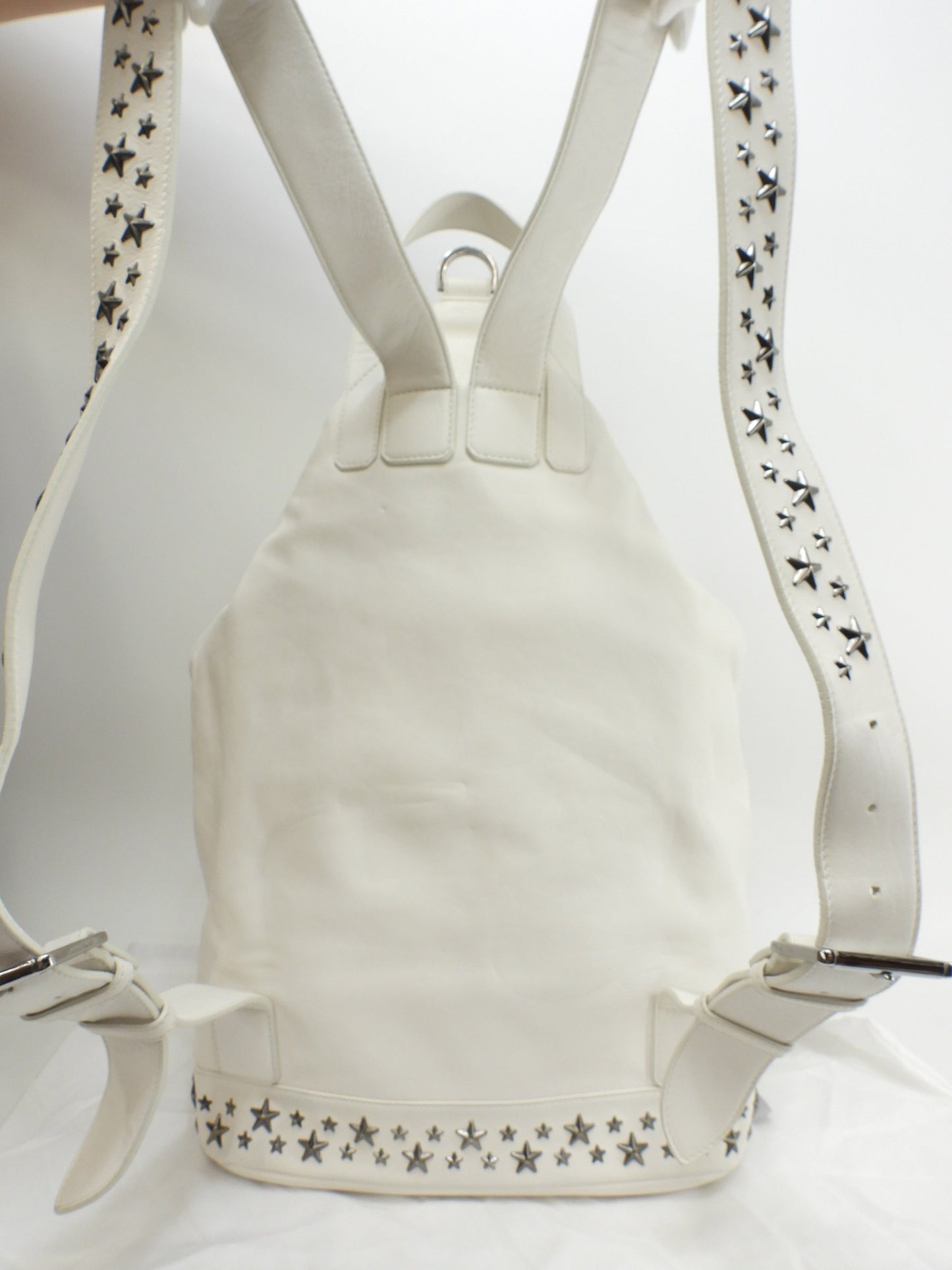 Zaino Jimmy Choo Fitzroy in pelle bianca con borchie a stella @V9PSND