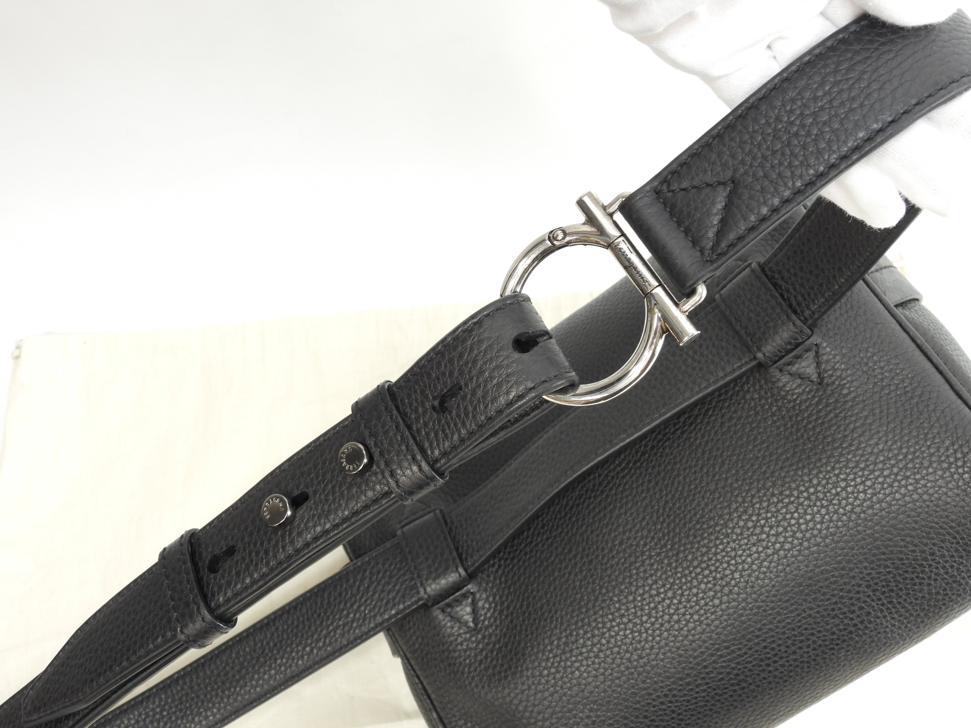 Salvatore Ferragamo Marsupio Gancini Pelle PVC Nera Bum Bag Come Nuovo@ 21
