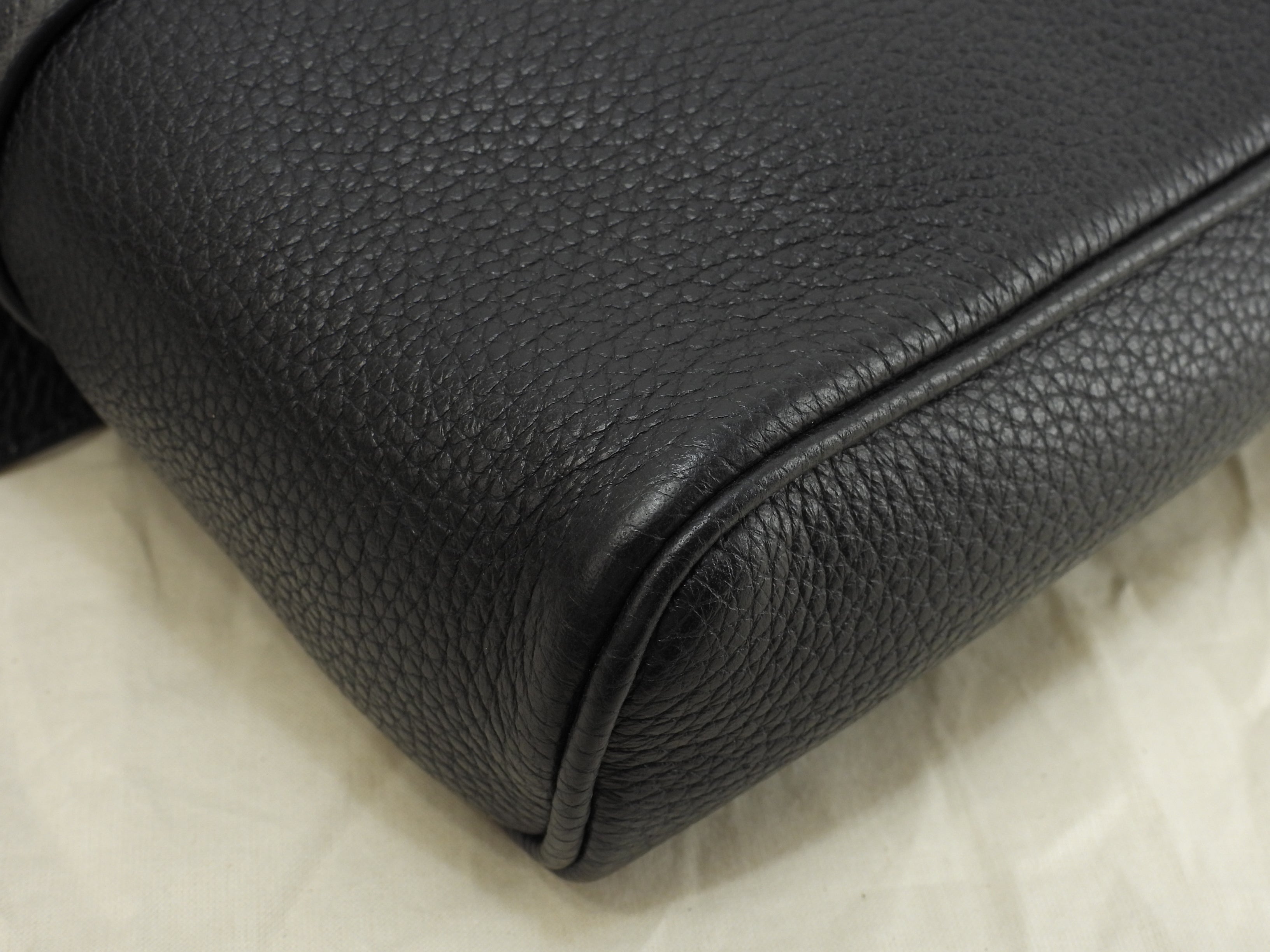 Salvatore Ferragamo Marsupio Gancini Pelle PVC Nera Bum Bag Come Nuovo@ 21