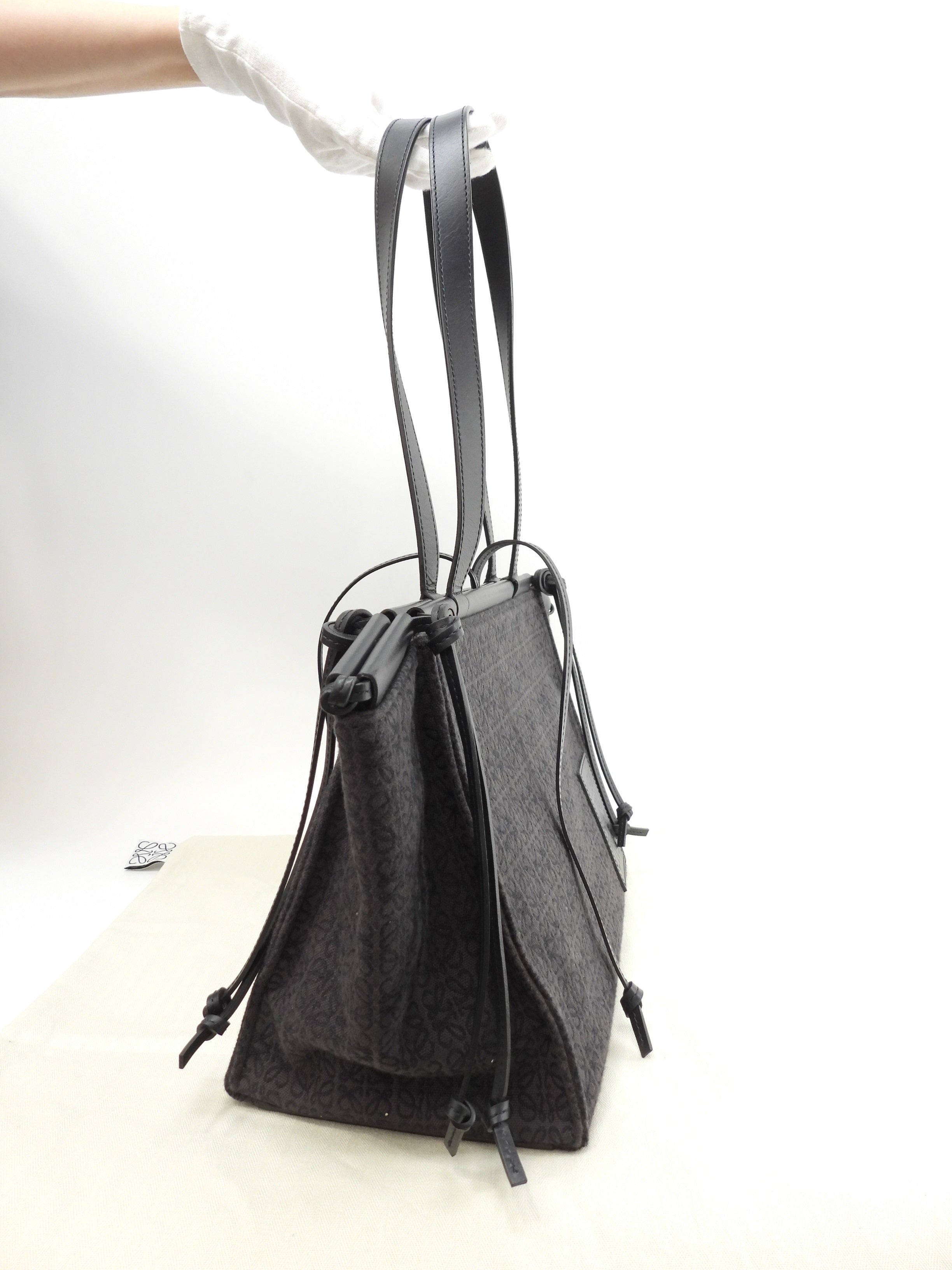 Borsa Tote Loewe Cushion Small Anagram Ripetuto Jacquard/Pelle Nera Tracolla@702125
