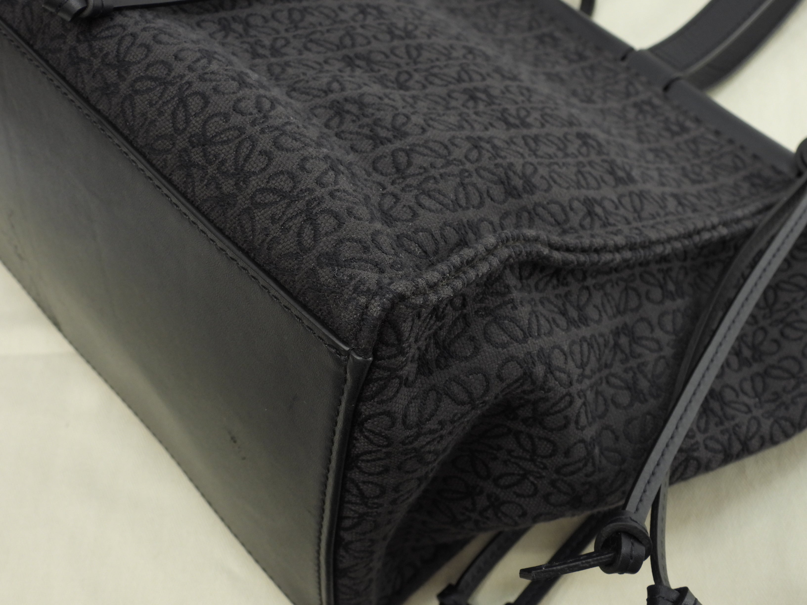 Borsa Tote Loewe Cushion Small Anagram Ripetuto Jacquard/Pelle Nera Tracolla@702125