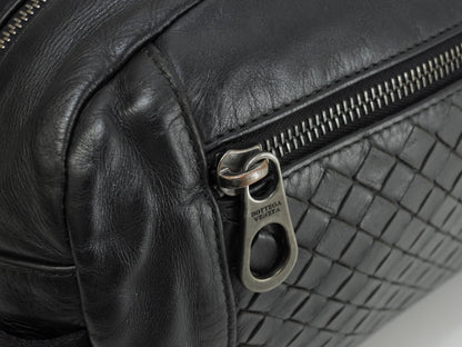 Bottega Veneta marsupio Intrecciato in pelle nera con marsupio a tracolla @B03658988E